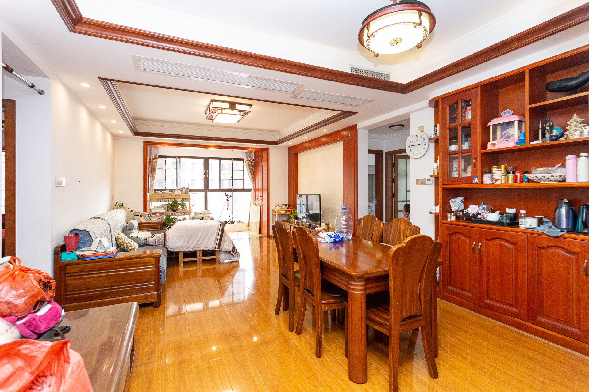 润和又一城 4室2厅2卫 109.0万 润和又一城 4室2厅2卫 109.0万客厅