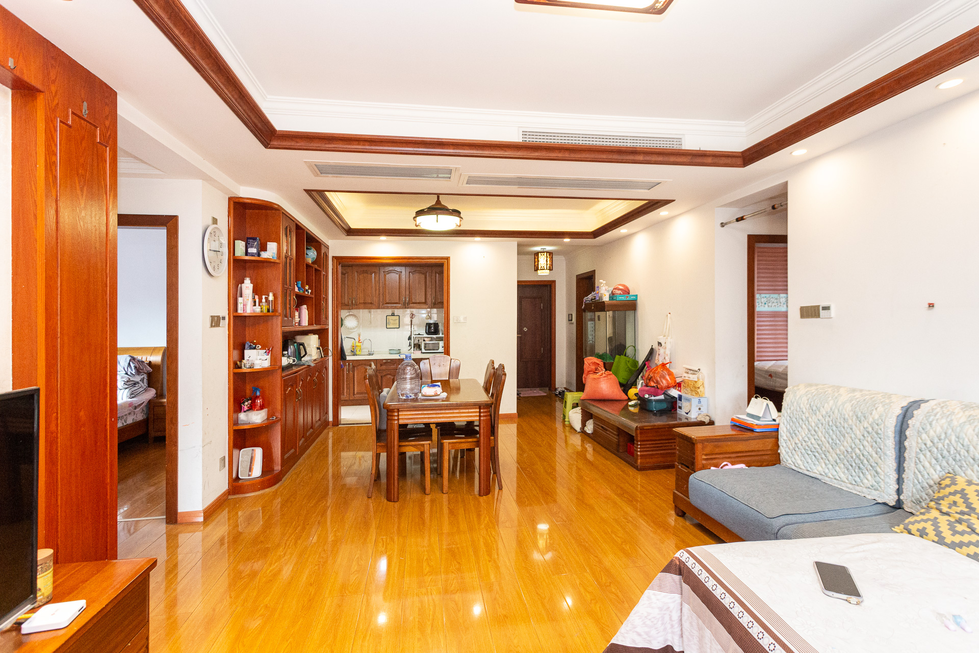 润和又一城 4室2厅2卫 109.0万 润和又一城 4室2厅2卫 109.0万客厅