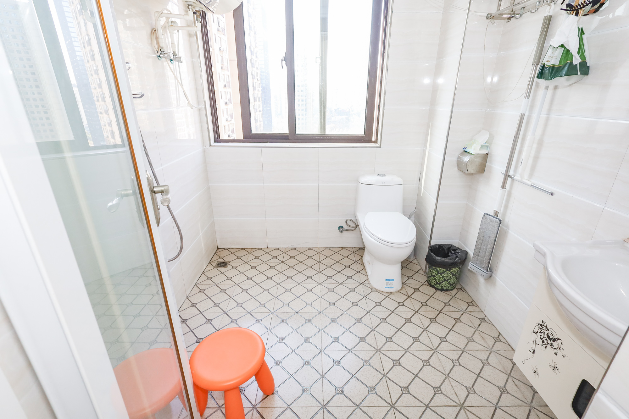 钰龙天下二期(钰龙佳园)  3室2厅2卫    225.0万 钰龙天下二期(钰龙佳园)  3室2厅2卫    225.0万卫生间