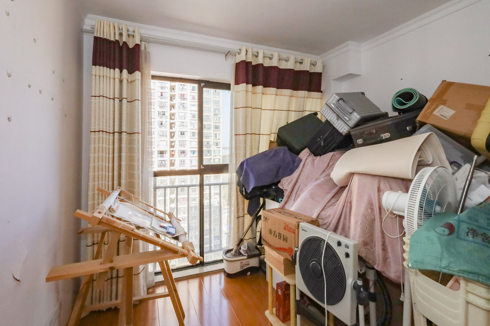 钰龙天下二期(钰龙佳园)  3室2厅2卫    225.0万 钰龙天下二期(钰龙佳园)  3室2厅2卫    225.0万卧室