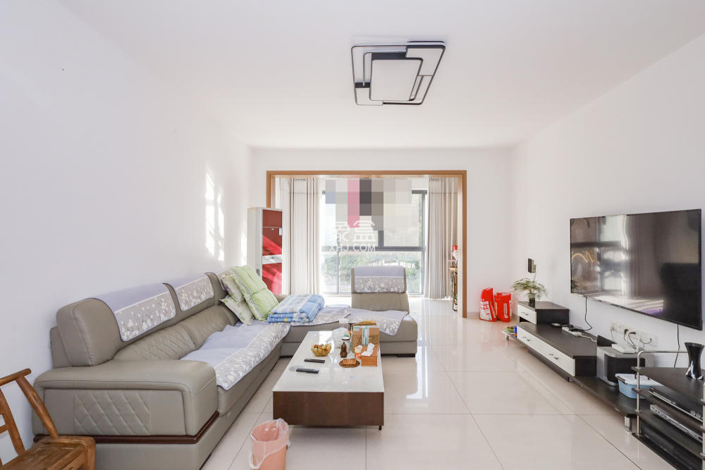 八方小区A区  1室2厅2卫    499.0万