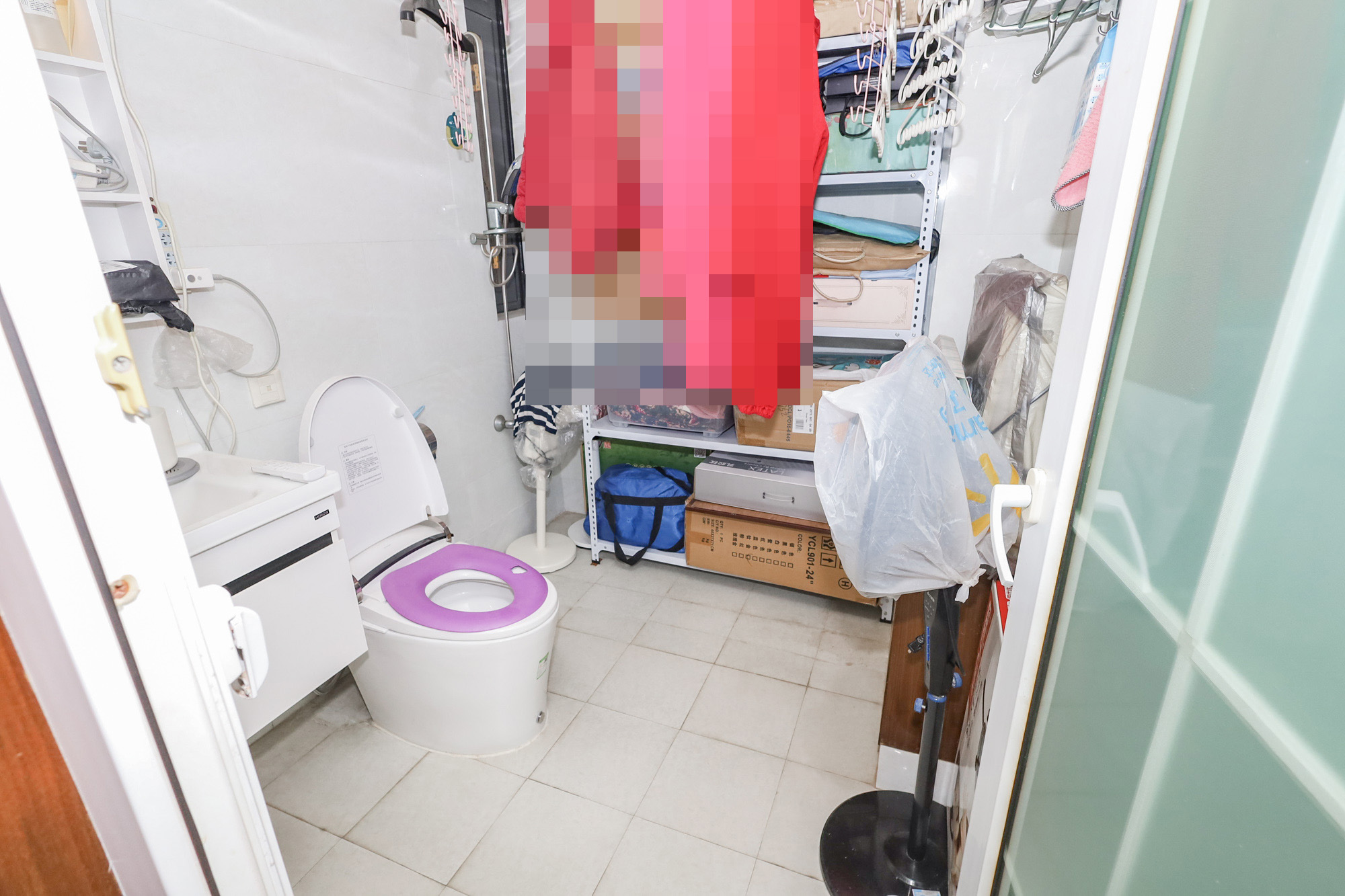 八方小区A区  1室2厅2卫   499.00万卫生间