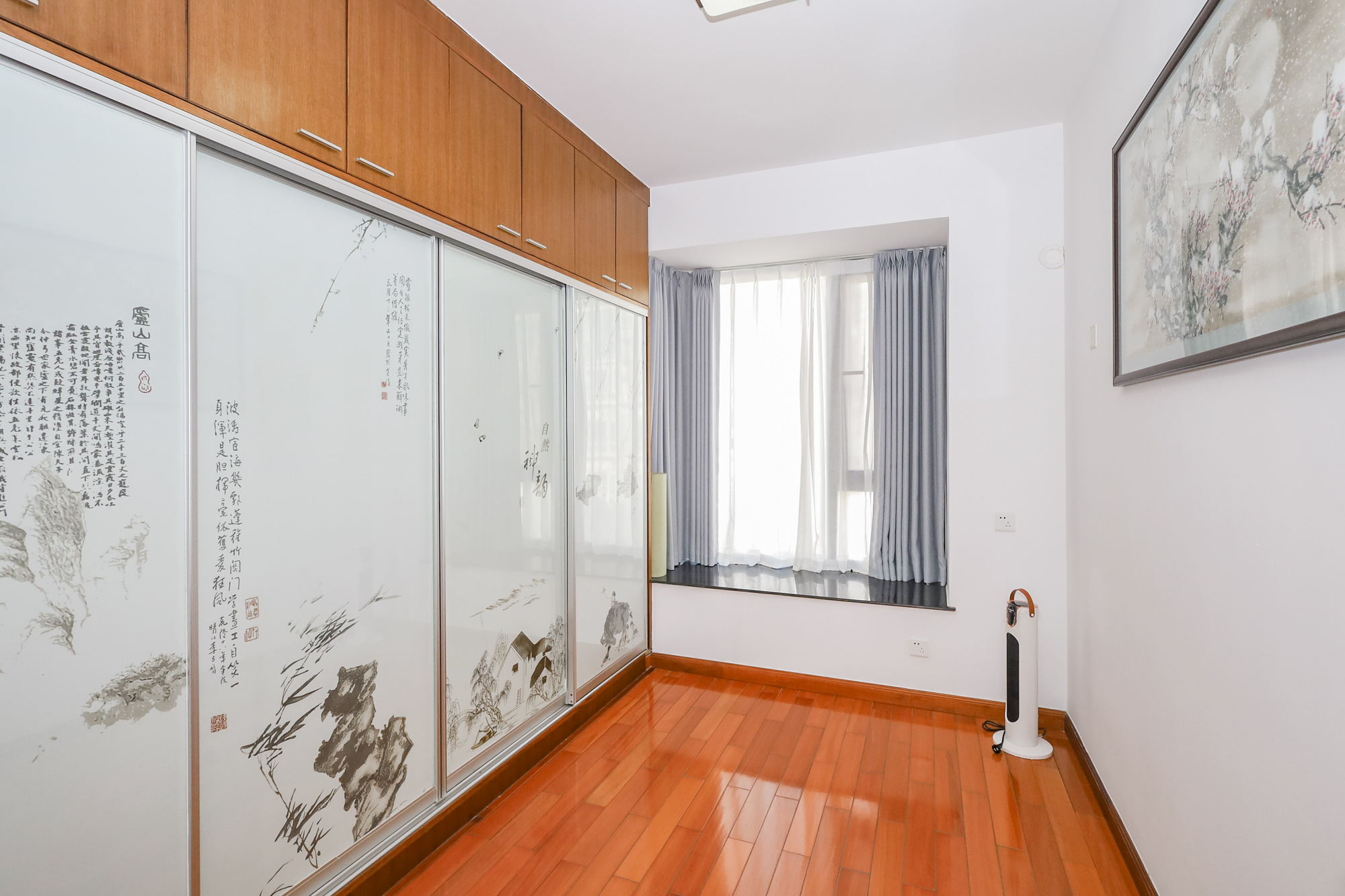 八方小区A区  1室2厅2卫   499.00万卧室