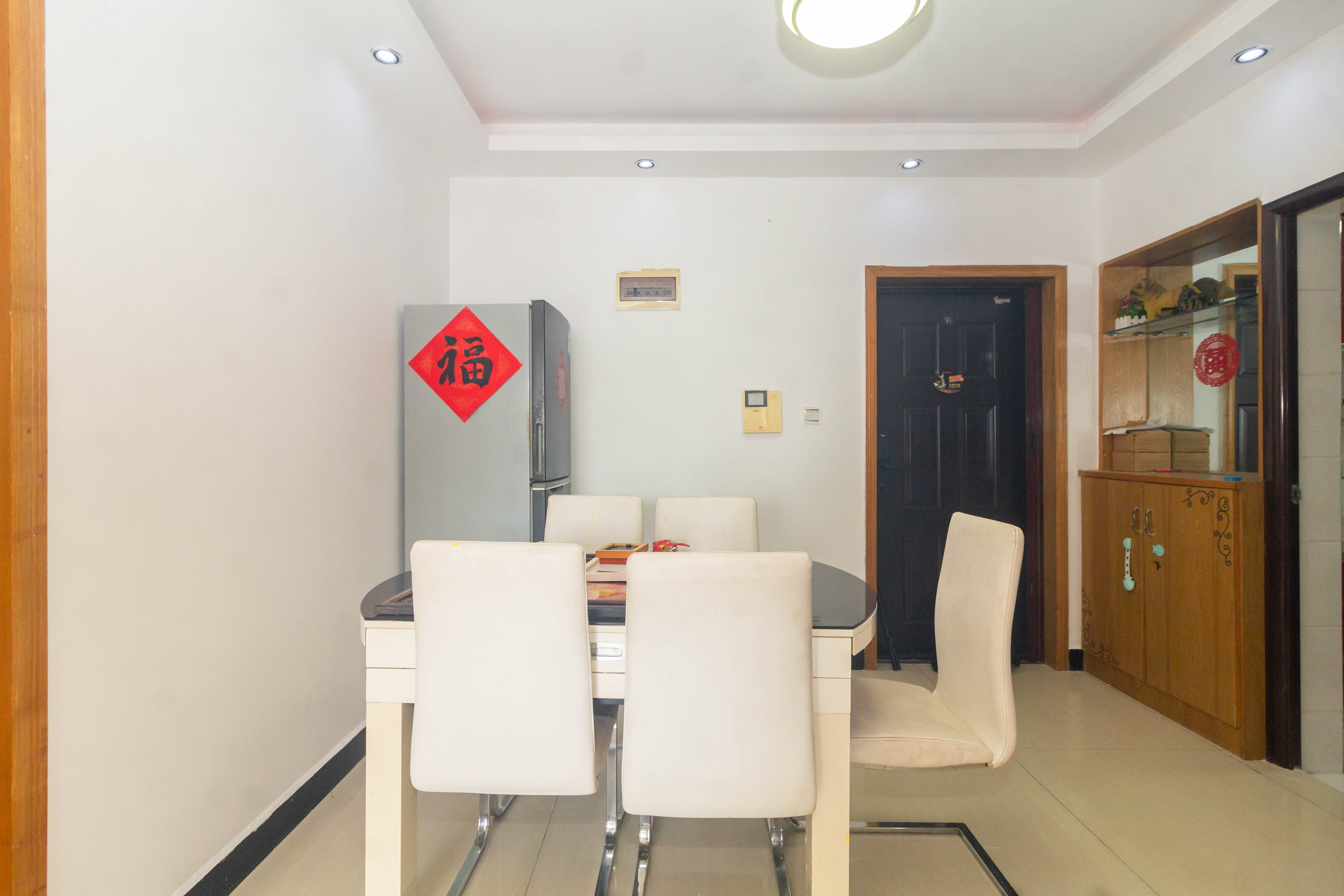 东业苹果社区  2室2厅1卫    38.8万客厅