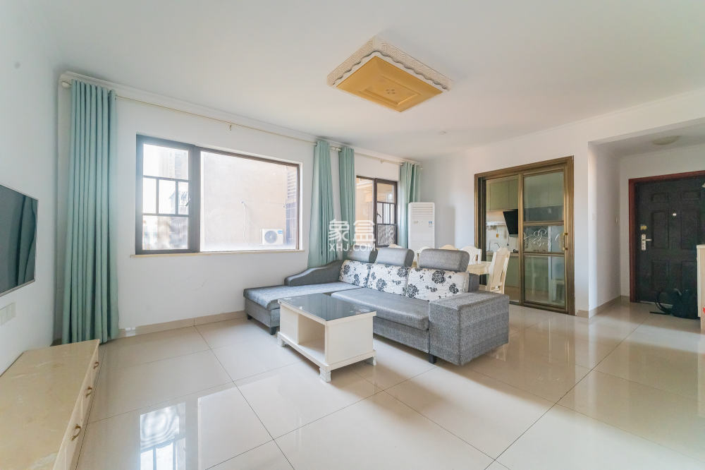 华润置地广场一期  3室2厅1卫    73.8万