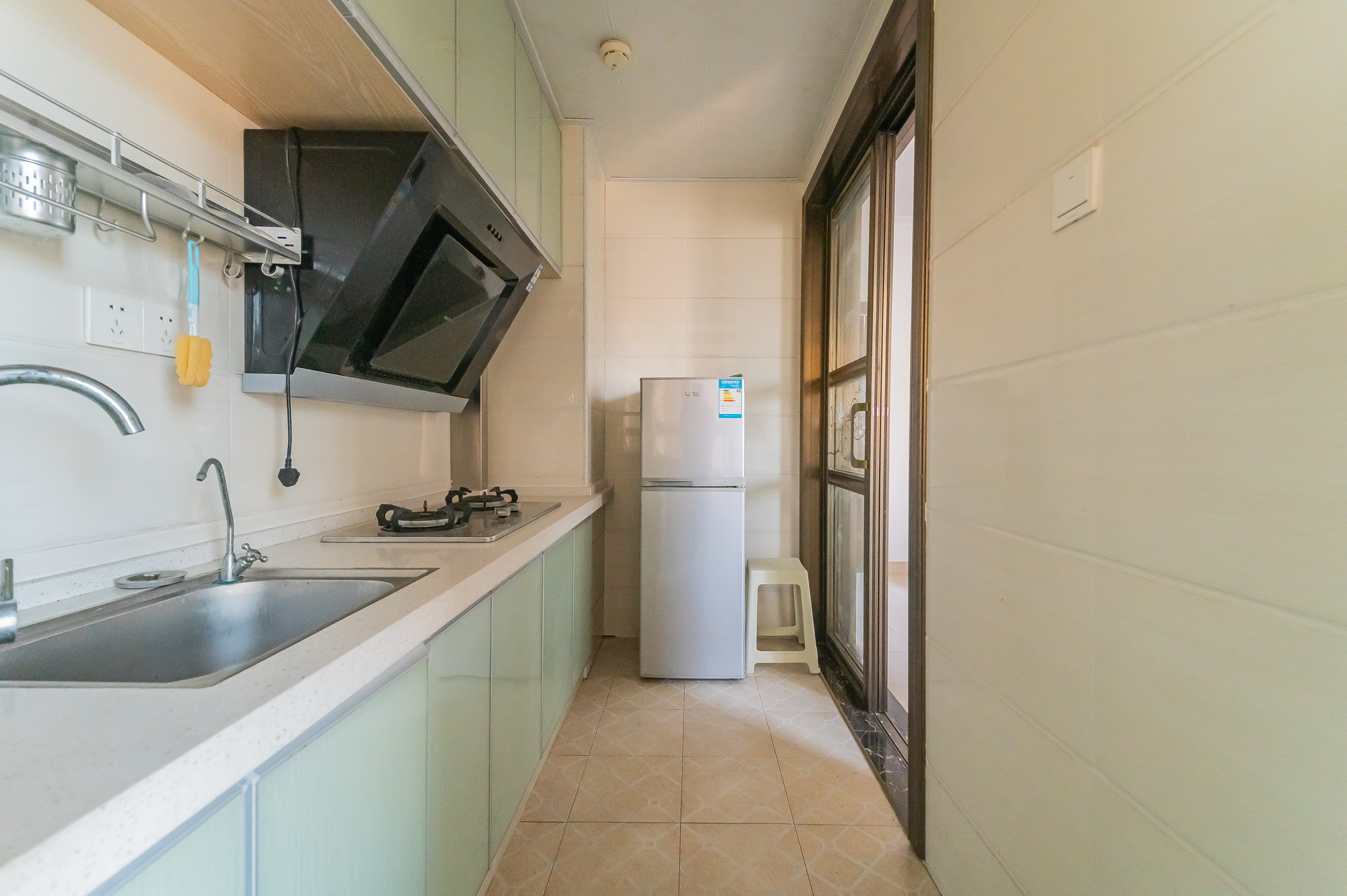 华润置地广场一期 3室2厅1卫 73.8万 华润置地广场一期 3室2厅1卫 73.8万厨房