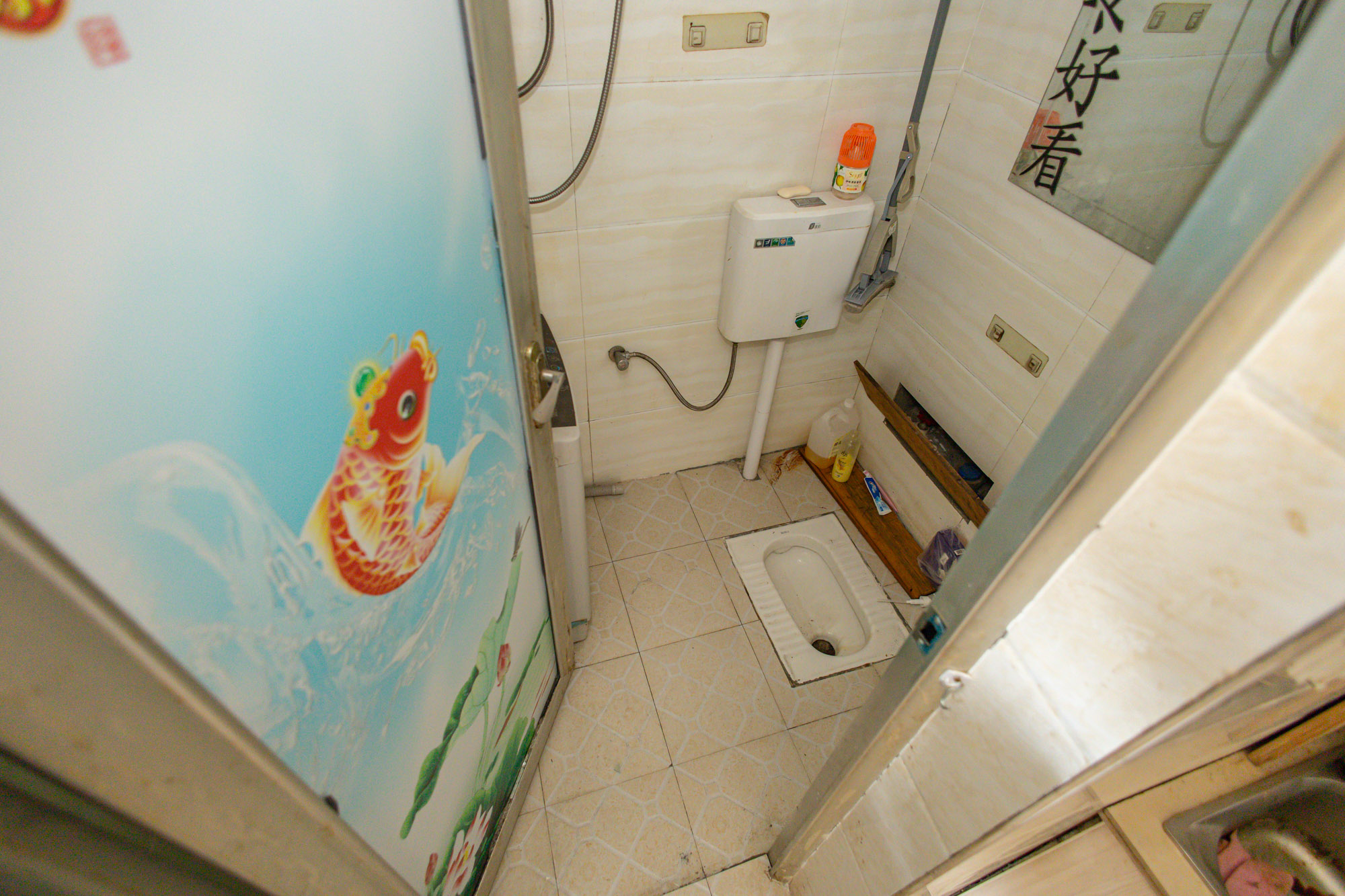 星沙二区  8室8厅8卫   127.80万卫生间