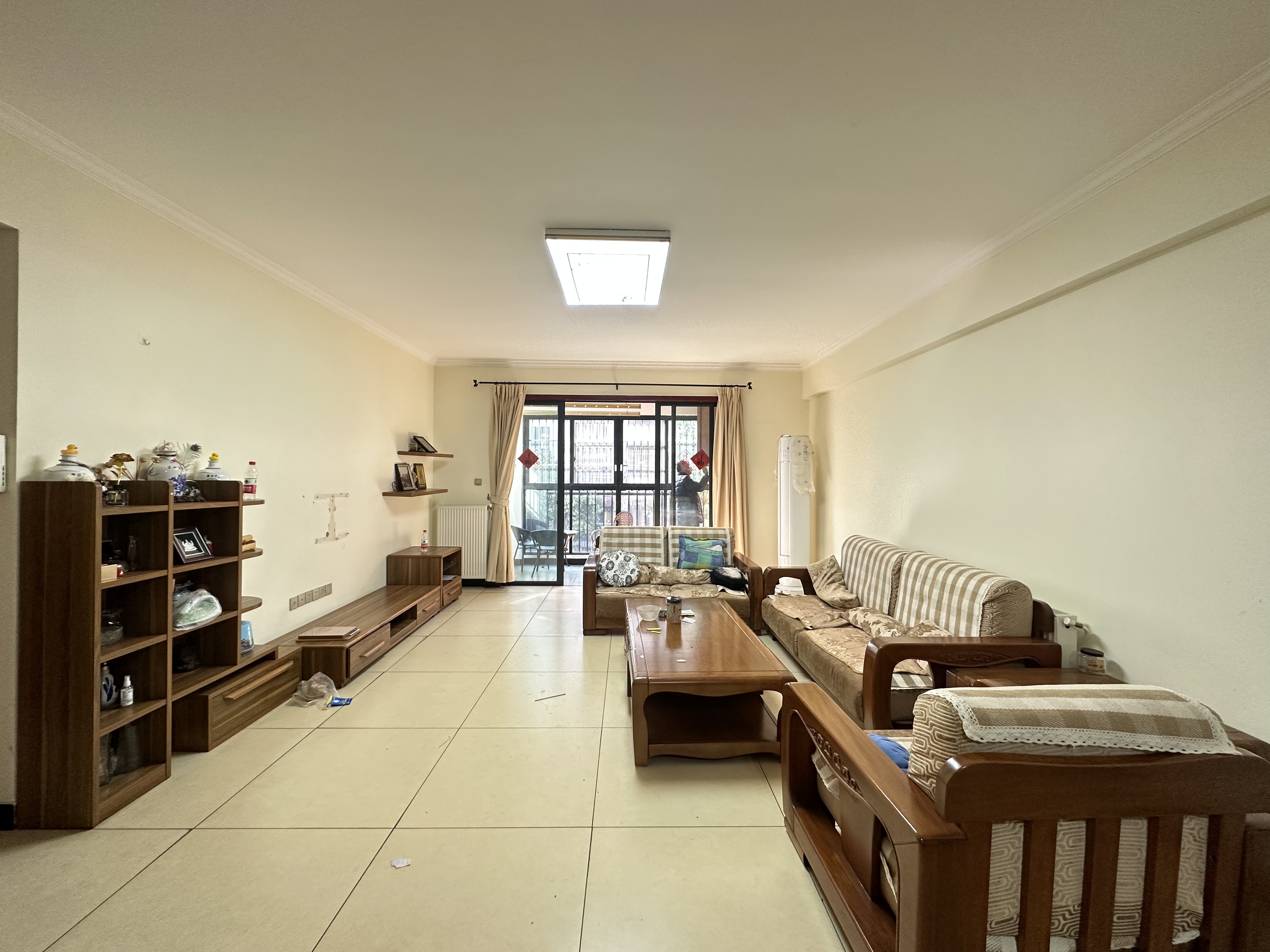 鹏基诺亚山林 4室2厅2卫 3000.0元/月 鹏基诺亚山林 4室2厅2卫 3000.0元/月室内图