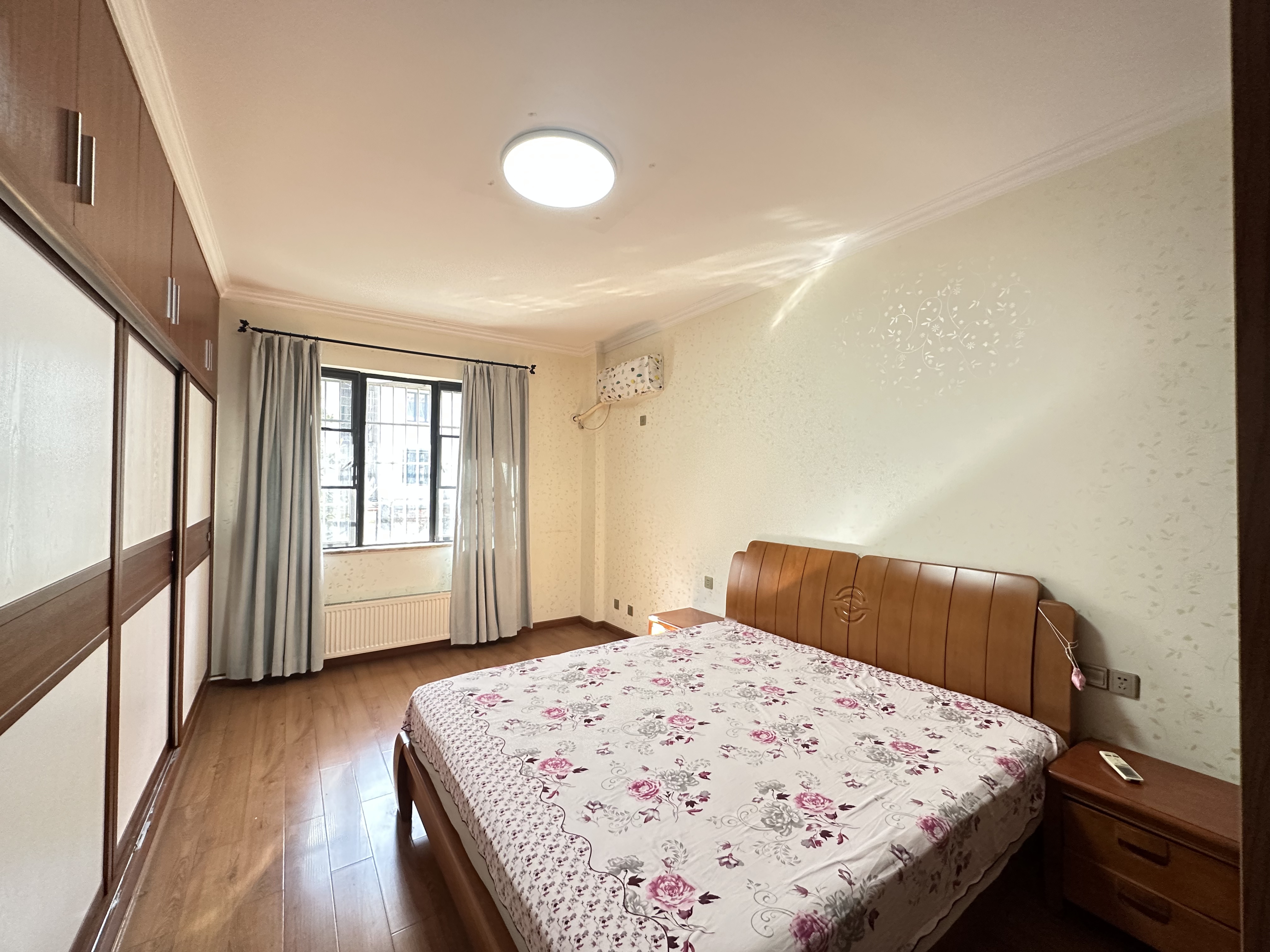 鹏基诺亚山林 4室2厅2卫 3000.0元/月 鹏基诺亚山林 4室2厅2卫 3000.0元/月室内图