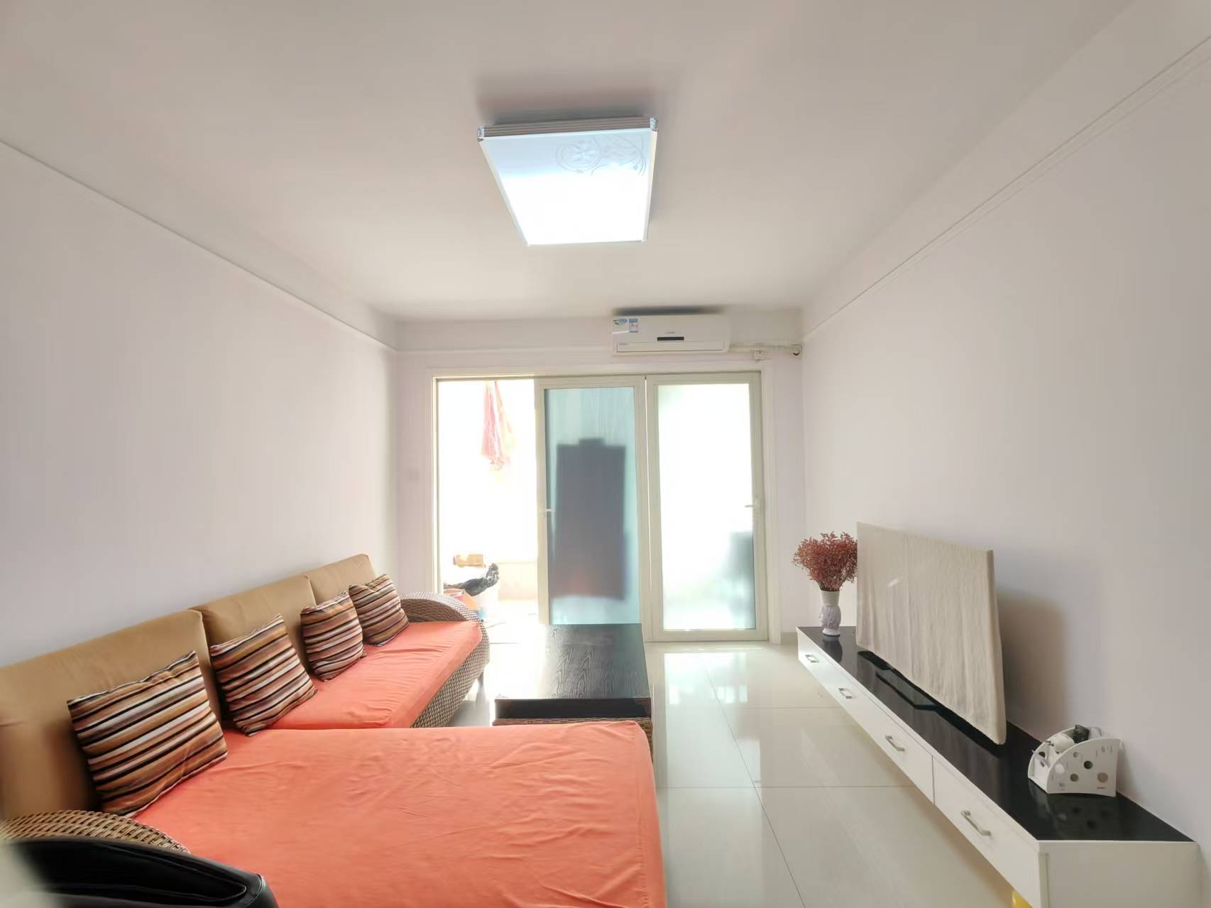 北辰三角洲D2区 3室2厅1卫 3200.0元/月 北辰三角洲D2区 3室2厅1卫 3200.0元/月室内图