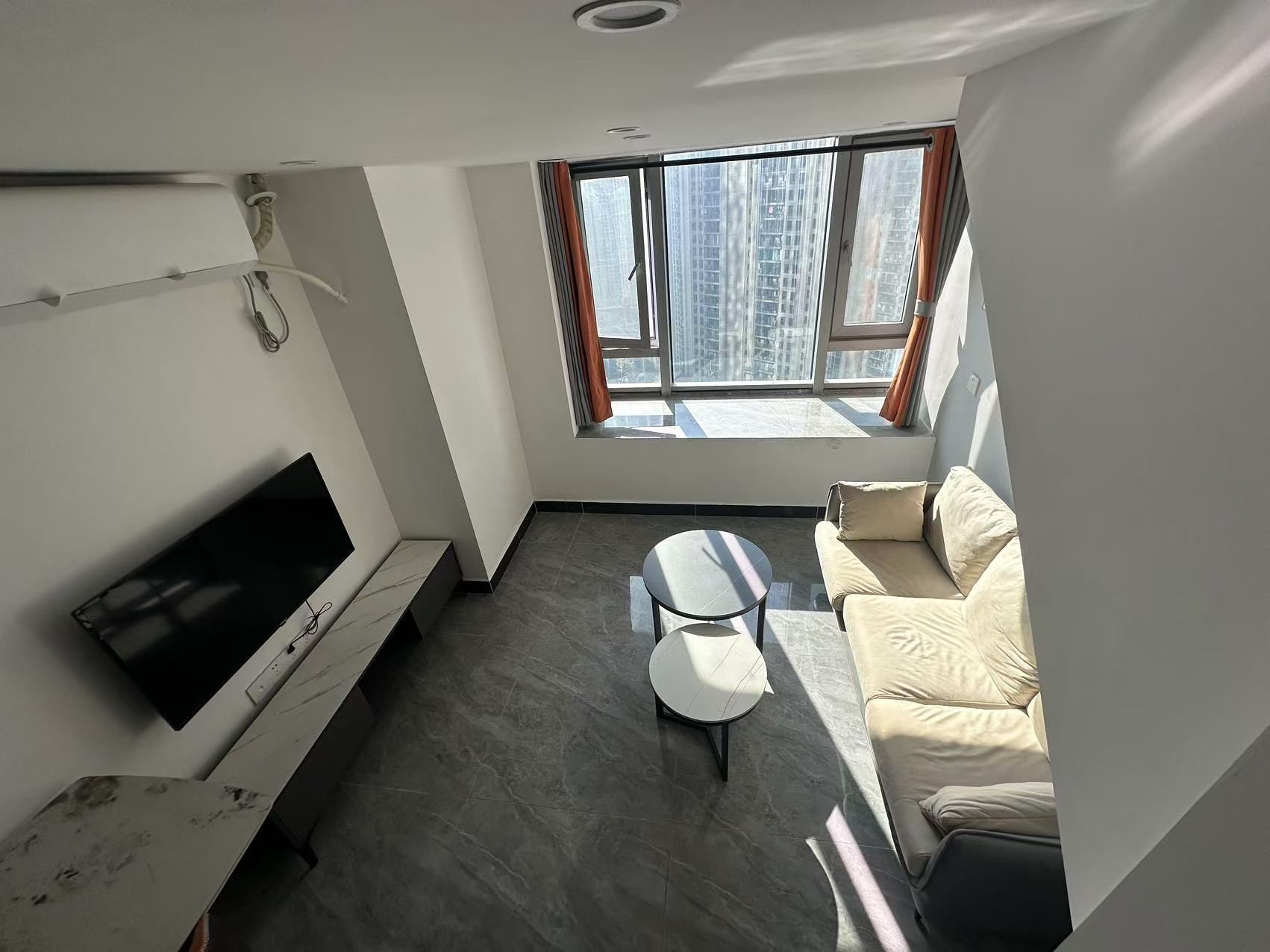 福晟翡翠湾 1室1厅1卫 2000.0元/月 福晟翡翠湾 1室1厅1卫 2000.0元/月户型图