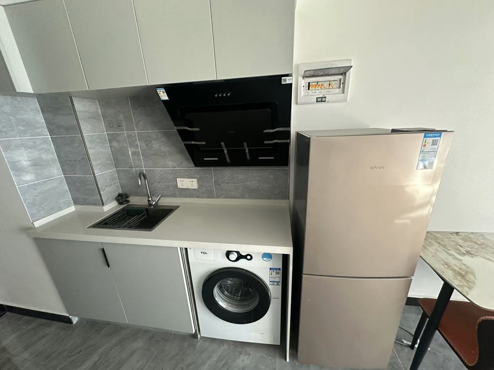 福晟翡翠湾 1室1厅1卫 2000.0元/月 福晟翡翠湾 1室1厅1卫 2000.0元/月户型图