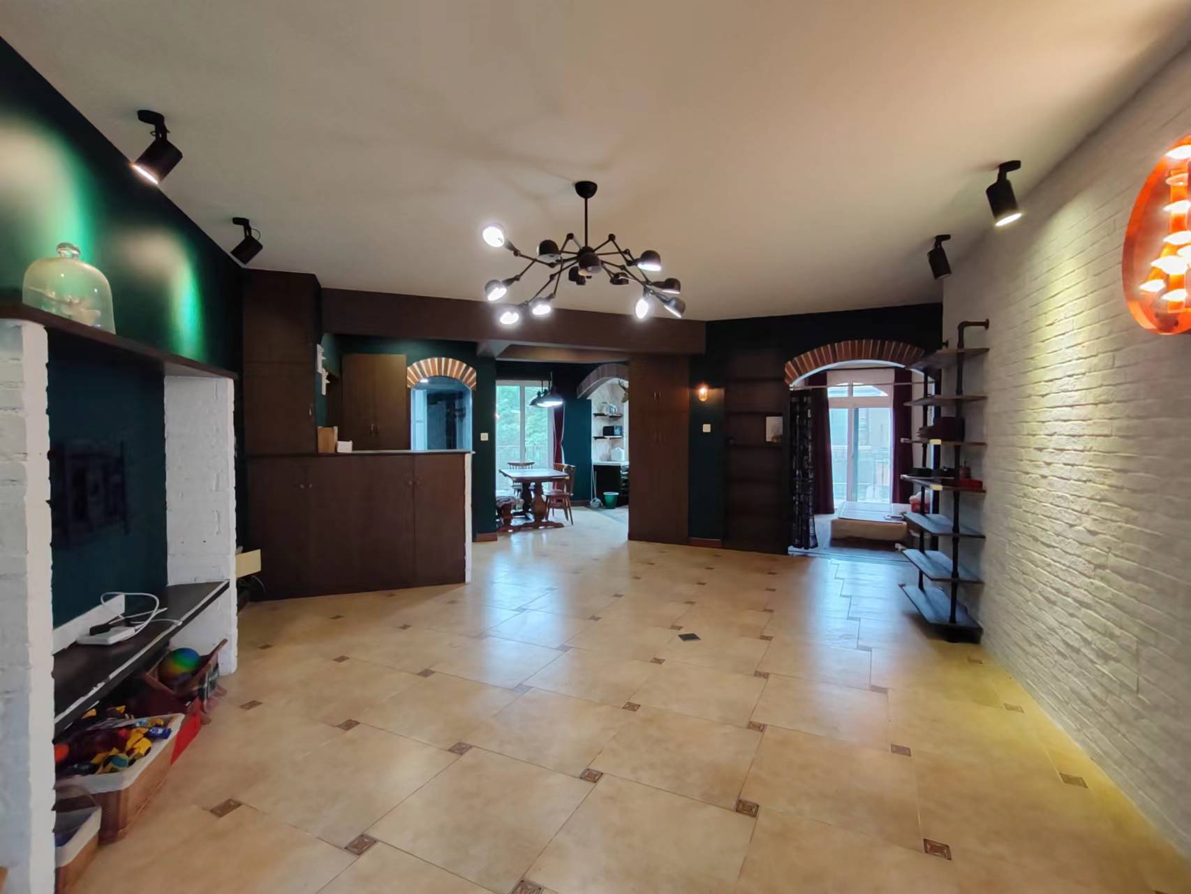 郡原居里  3室2厅1卫    2300.0元/月 郡原居里  3室2厅1卫    2300.0元/月室内图