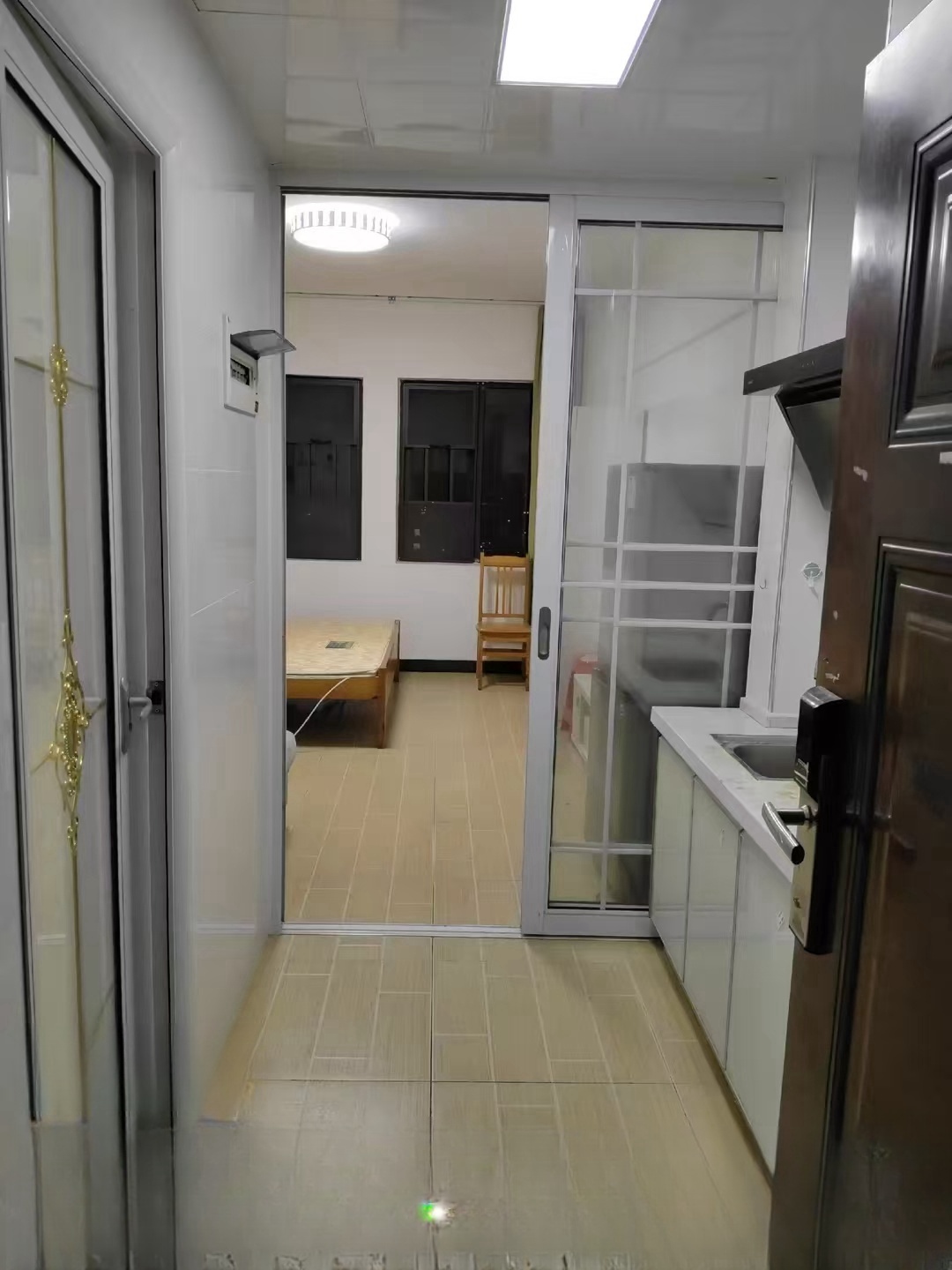 钰龙天下二期(钰龙佳园) 1室1厅1卫 1200.0元/月 钰龙天下二期(钰龙佳园) 1室1厅1卫 1200.0元/月室内图