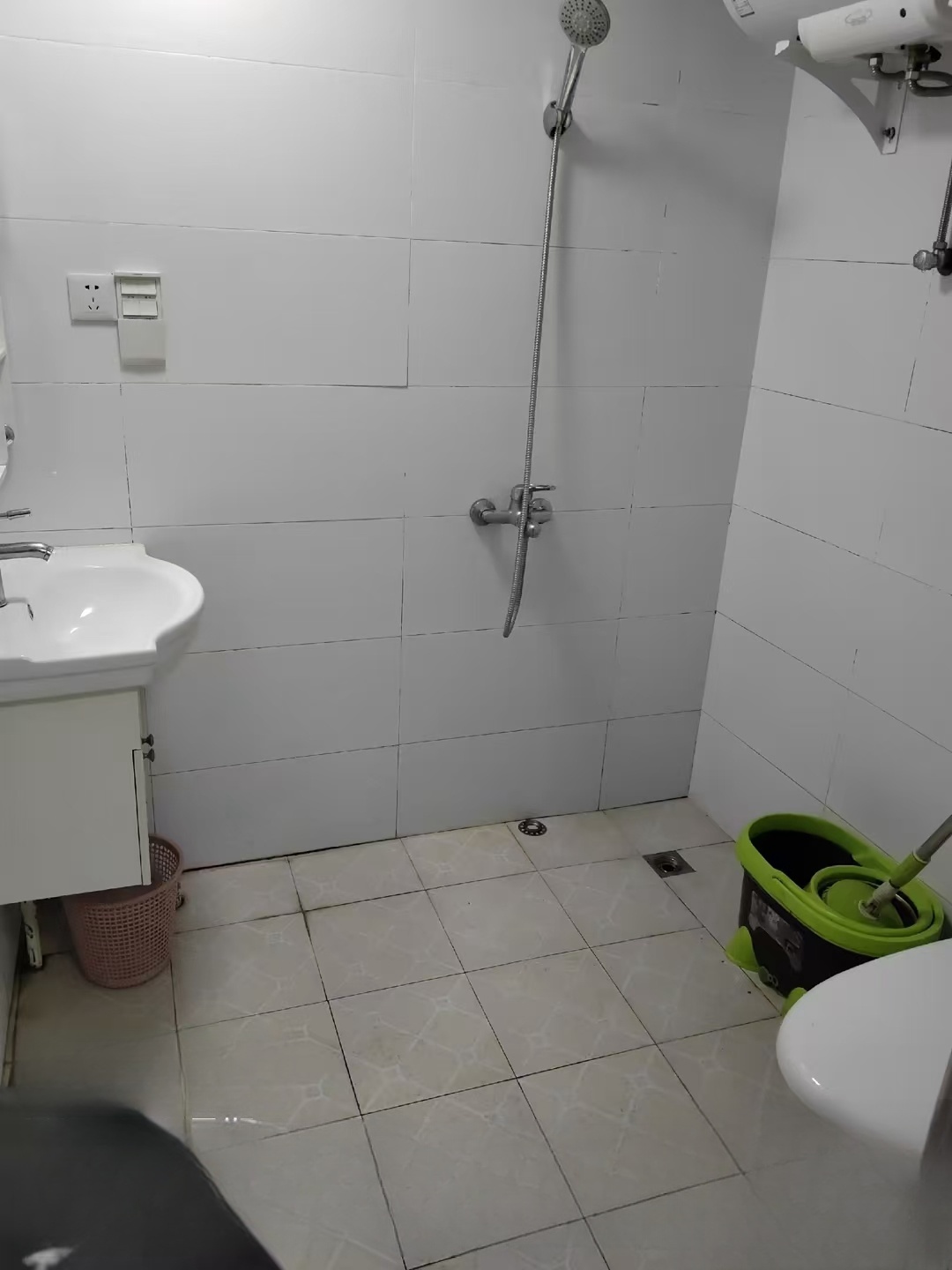 钰龙天下二期(钰龙佳园) 1室1厅1卫 1200.0元/月 钰龙天下二期(钰龙佳园) 1室1厅1卫 1200.0元/月室内图