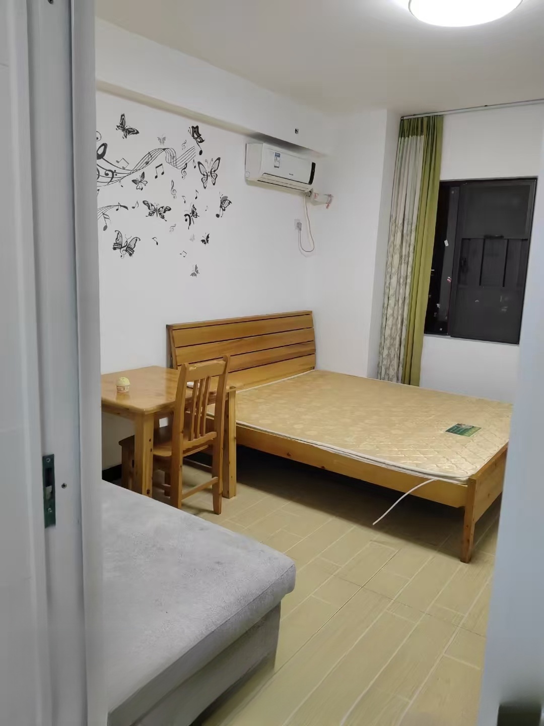 钰龙天下二期(钰龙佳园) 1室1厅1卫 1200.0元/月 钰龙天下二期(钰龙佳园) 1室1厅1卫 1200.0元/月室内图