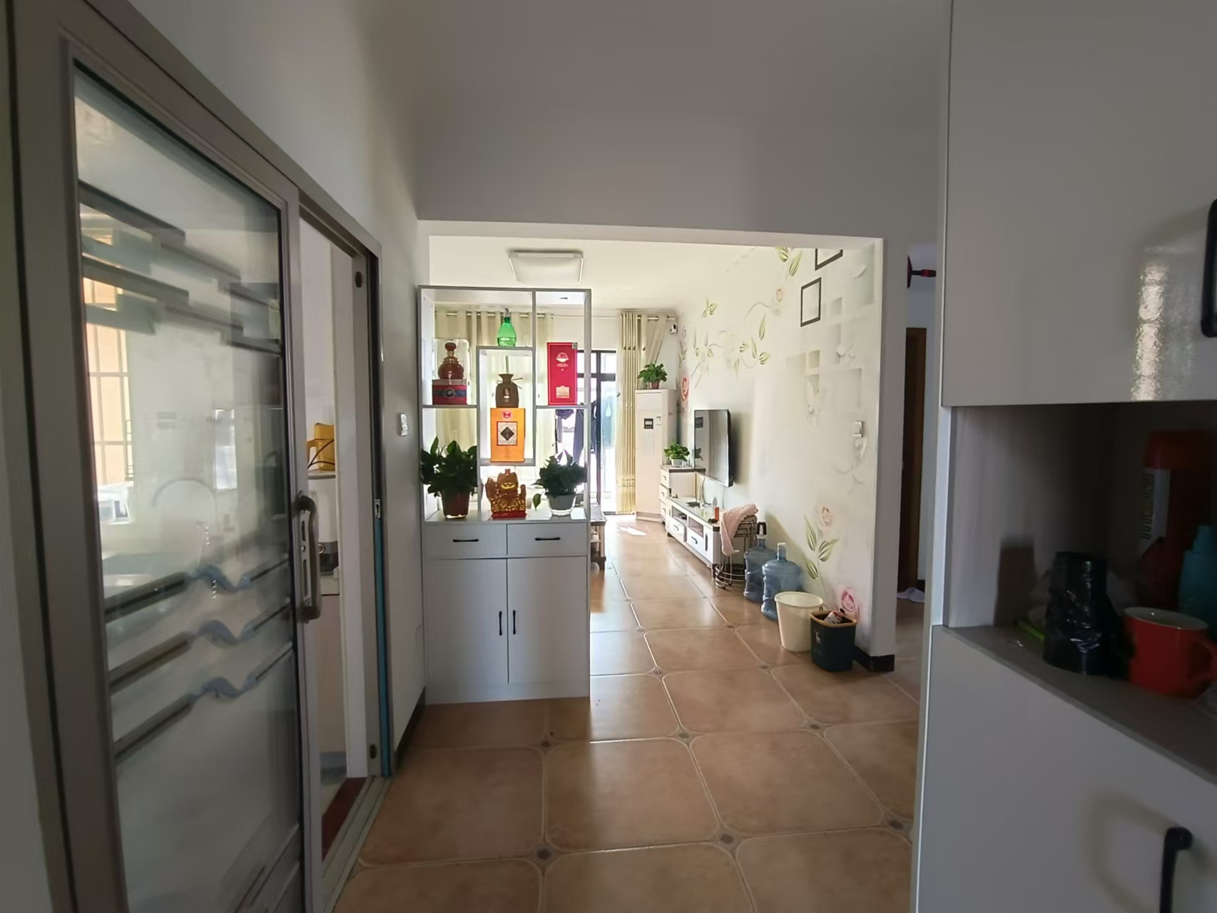 碧桂园公园壹号(凯怡茗苑) 3室2厅1卫 1500.0元/月 碧桂园公园壹号(凯怡茗苑) 3室2厅1卫 1500.0元/月室内图