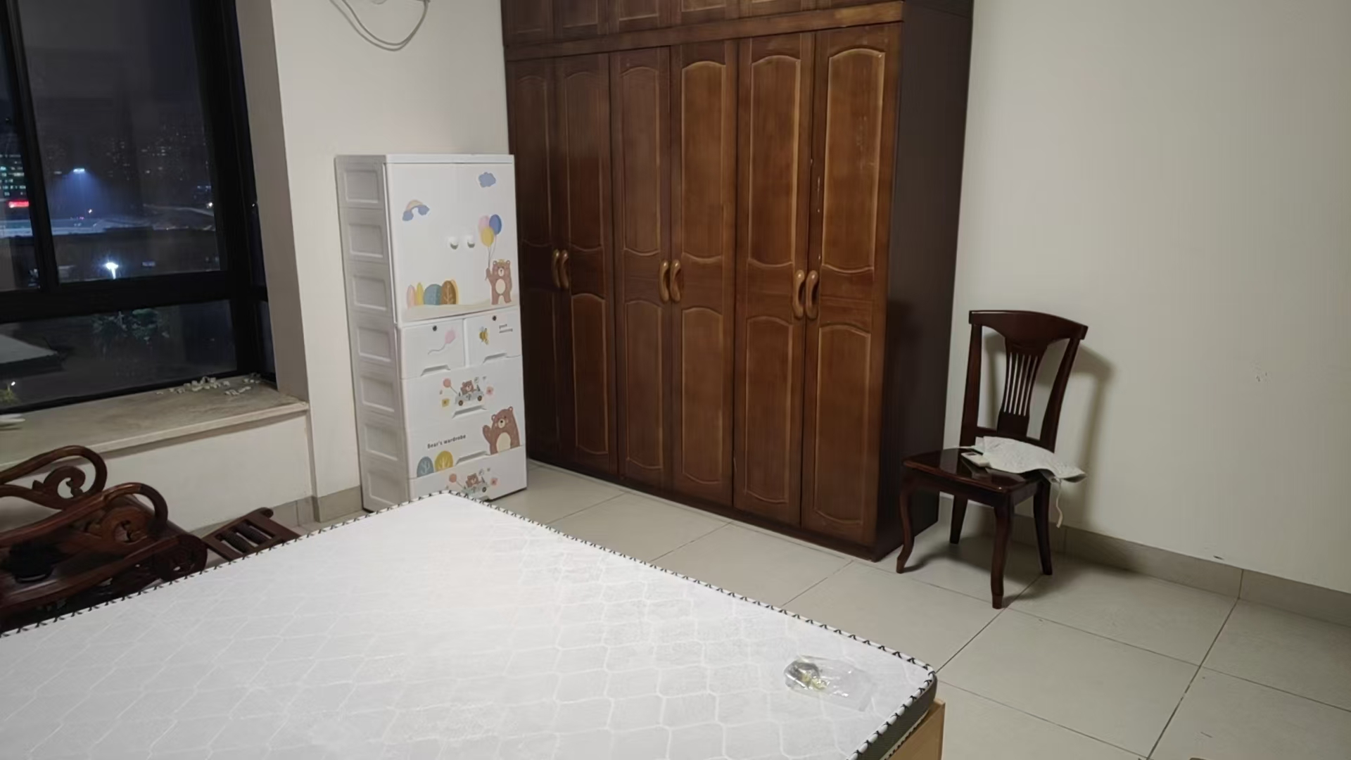 盛达景都一期 3室2厅2卫 3500.0元/月 盛达景都一期 3室2厅2卫 3500.0元/月室内图