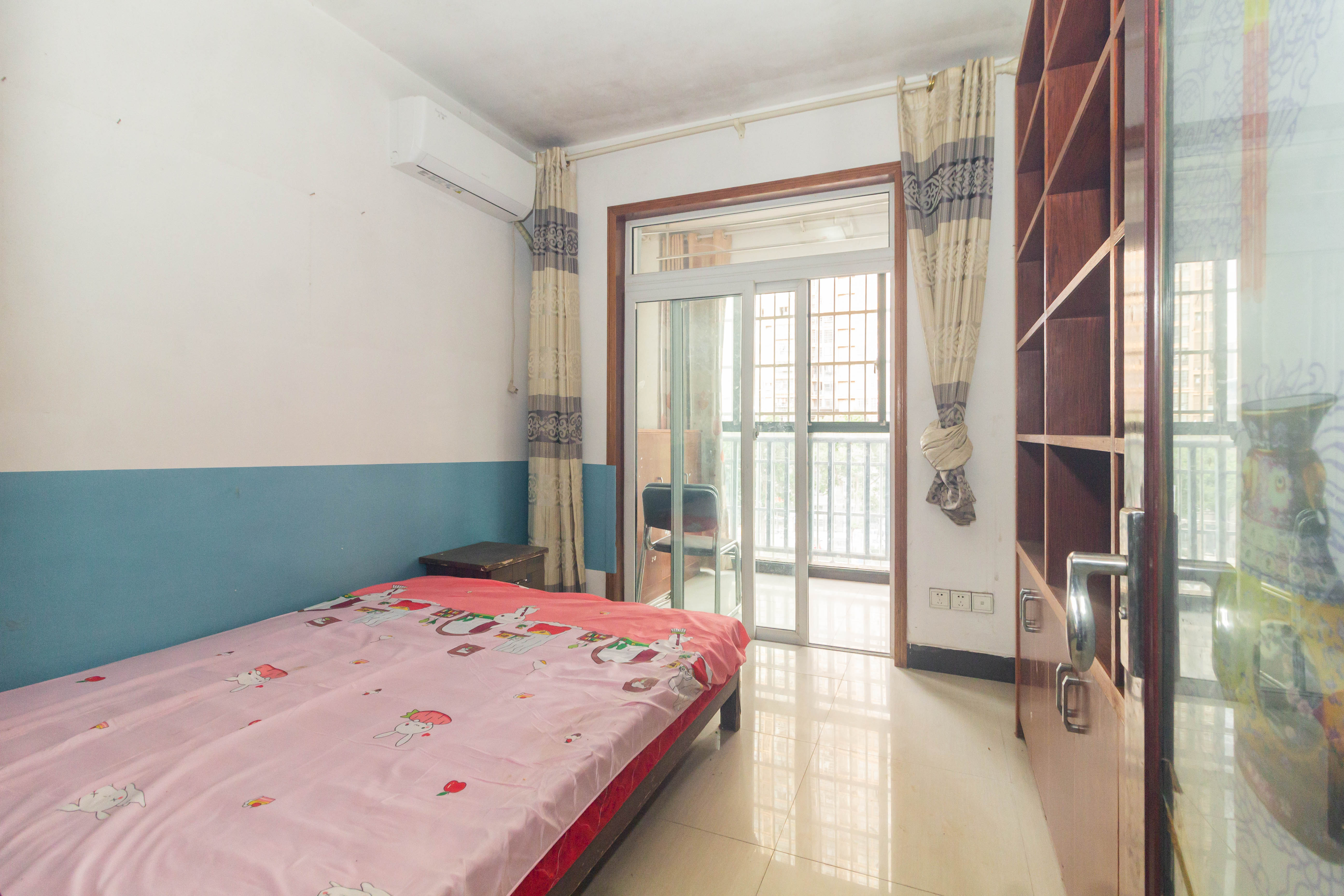 博雅湘水湾  3室2厅1卫    42.8万 博雅湘水湾  3室2厅1卫    42.8万卧室