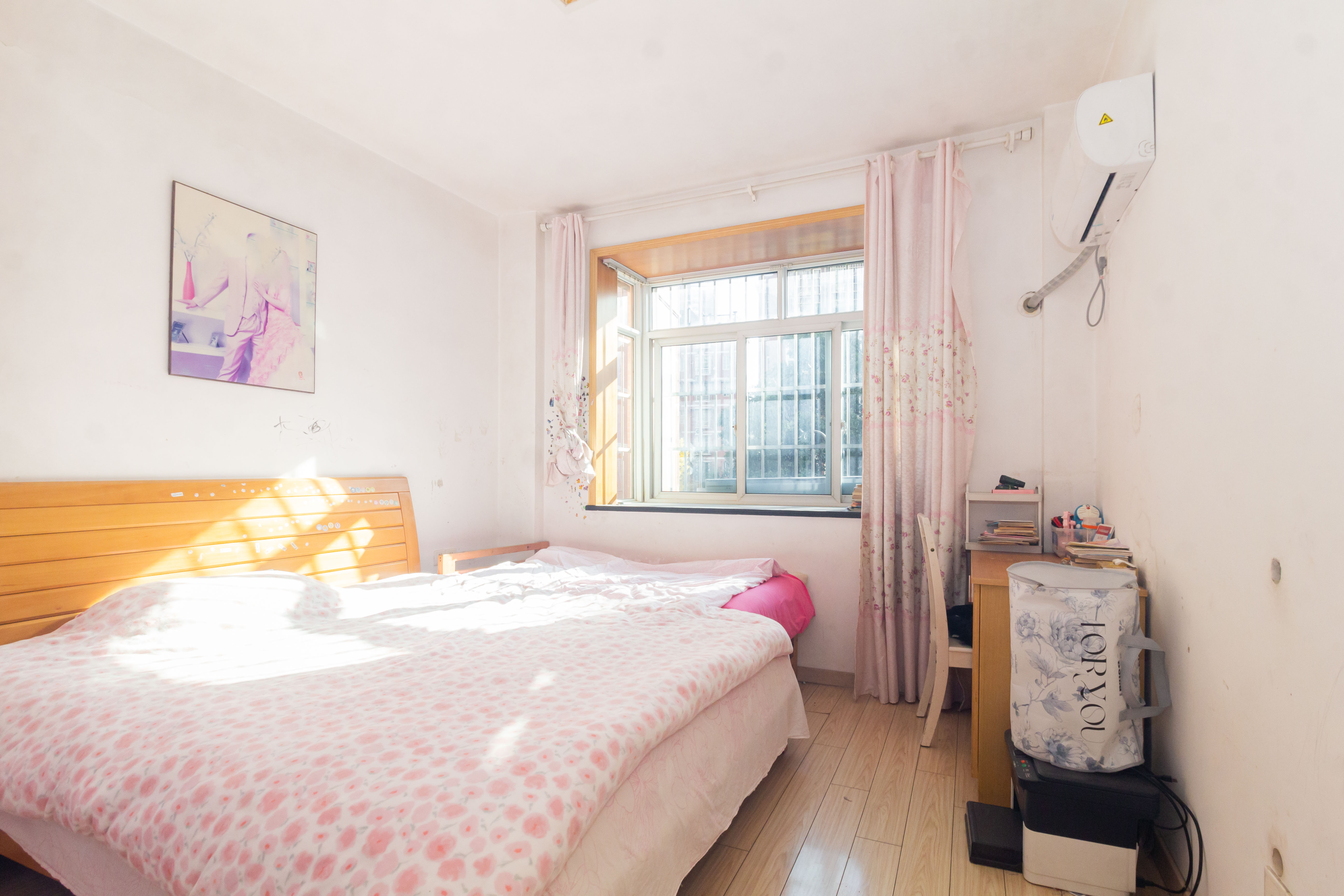 星城国际 2室2厅1卫 48.0万 星城国际 2室2厅1卫 48.0万卧室