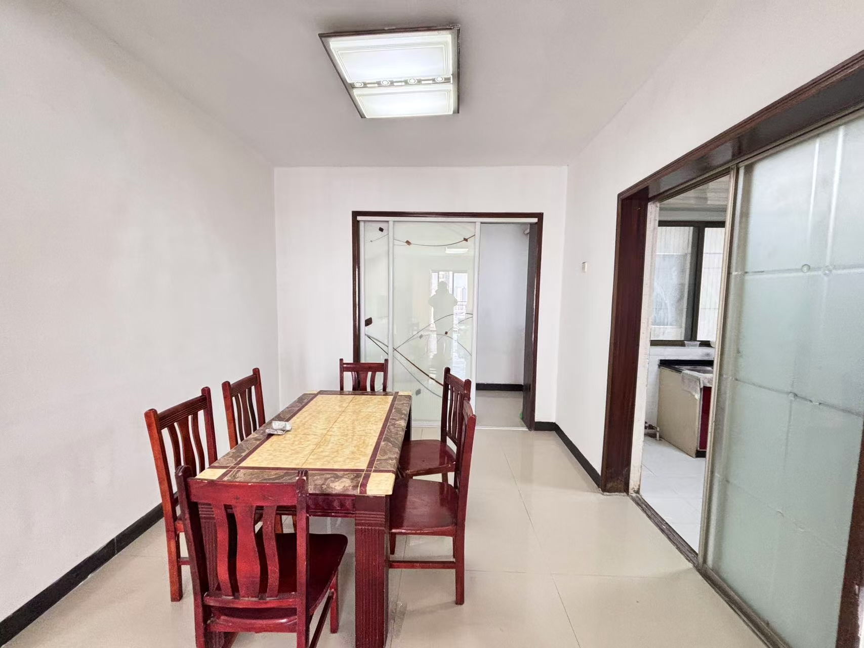 时尚新天地(平和堂) 3室0厅0卫 2700.0元/月 时尚新天地(平和堂) 3室0厅0卫 2700.0元/月室内图