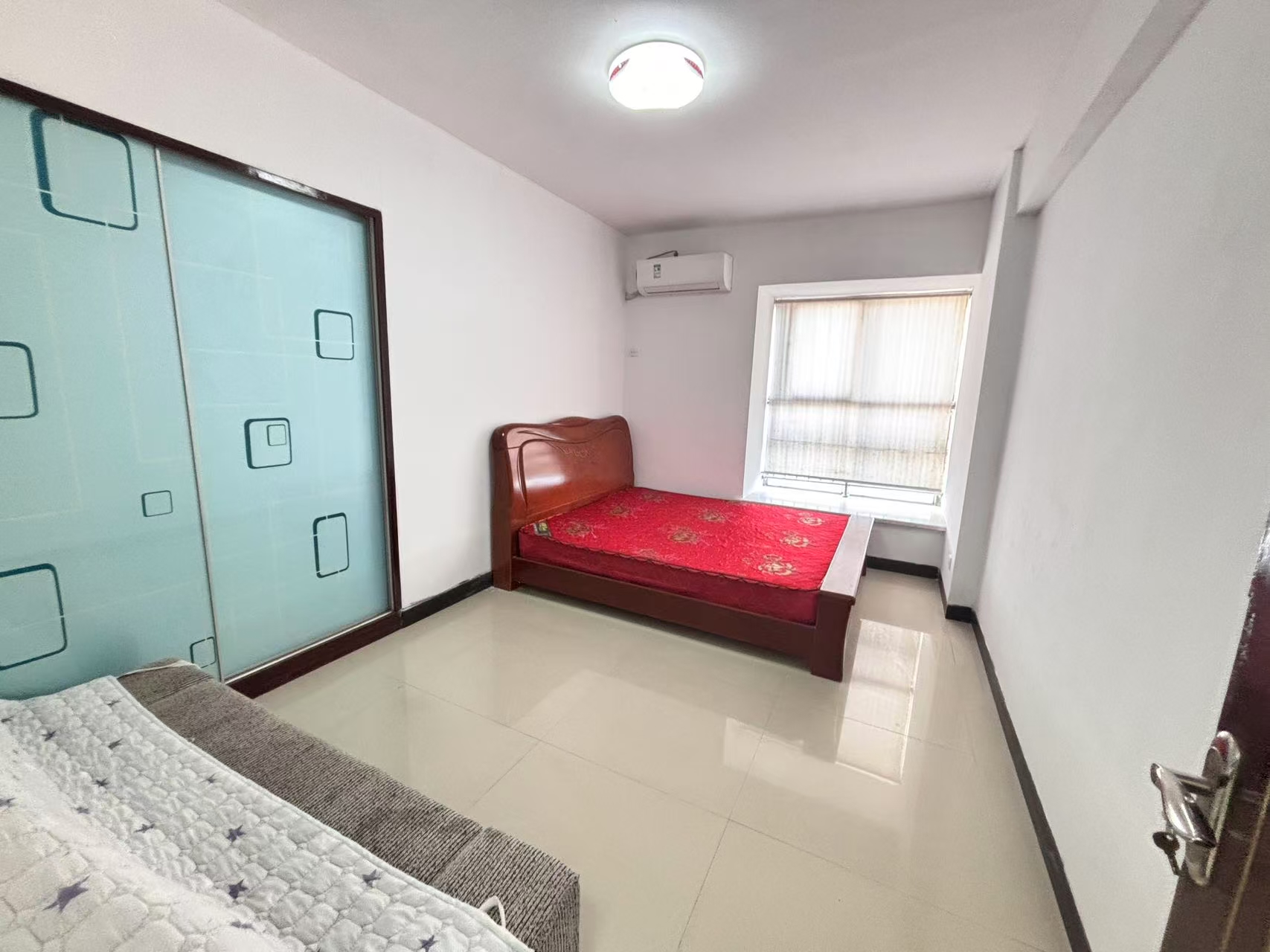 时尚新天地(平和堂) 3室0厅0卫 2700.0元/月 时尚新天地(平和堂) 3室0厅0卫 2700.0元/月室内图