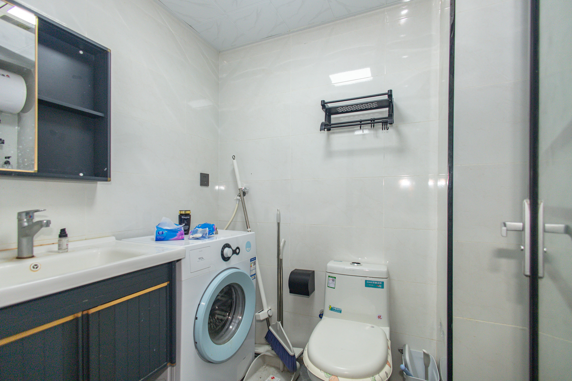 金科时代中心  1室0厅0卫    21.0万 金科时代中心  1室0厅0卫    21.0万卫生间