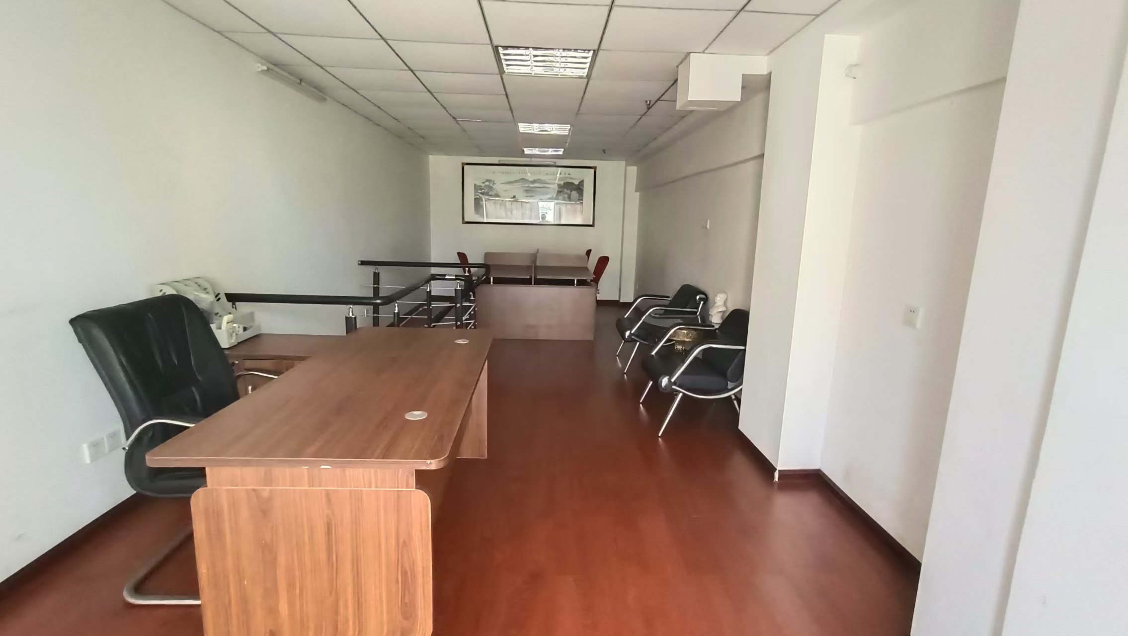 金色loft(鑫秋大厦) 1室1厅1卫 1600.0元/月 金色loft(鑫秋大厦) 1室1厅1卫 1600.0元/月室内图