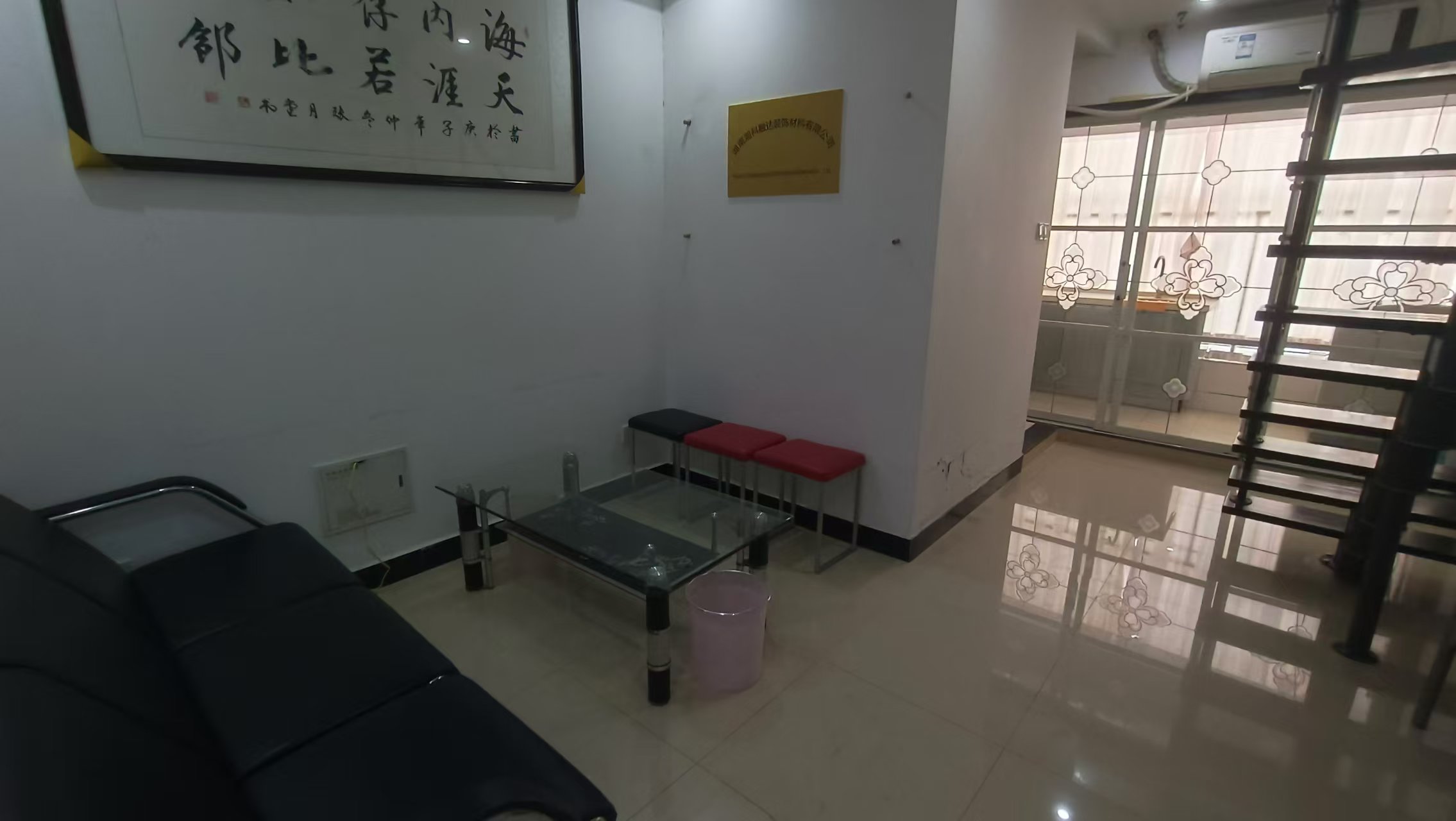 金色loft(鑫秋大厦) 1室1厅1卫 1600.0元/月 金色loft(鑫秋大厦) 1室1厅1卫 1600.0元/月室内图