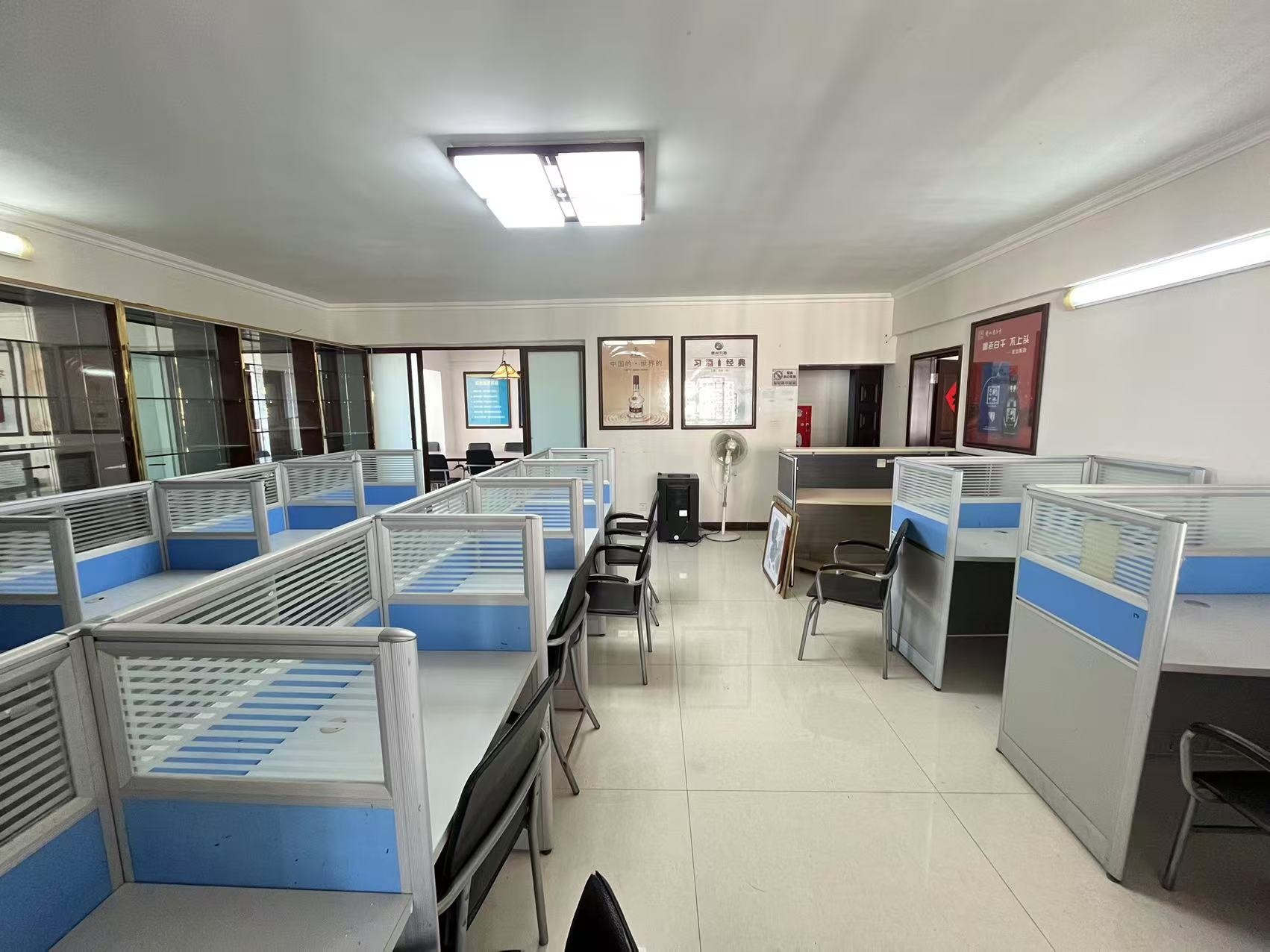 金润大厦 4室2厅2卫 4500.0元/月 金润大厦 4室2厅2卫 4500.0元/月室内图