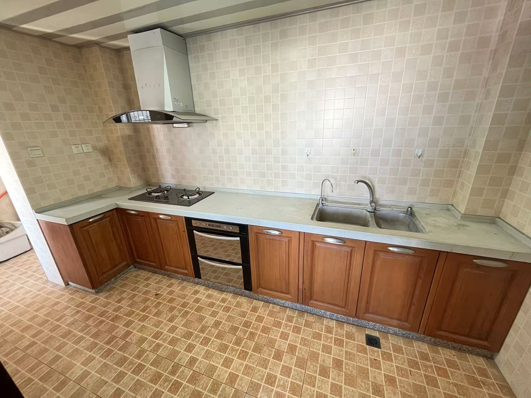 金润大厦 4室2厅2卫 4500.0元/月 金润大厦 4室2厅2卫 4500.0元/月室内图