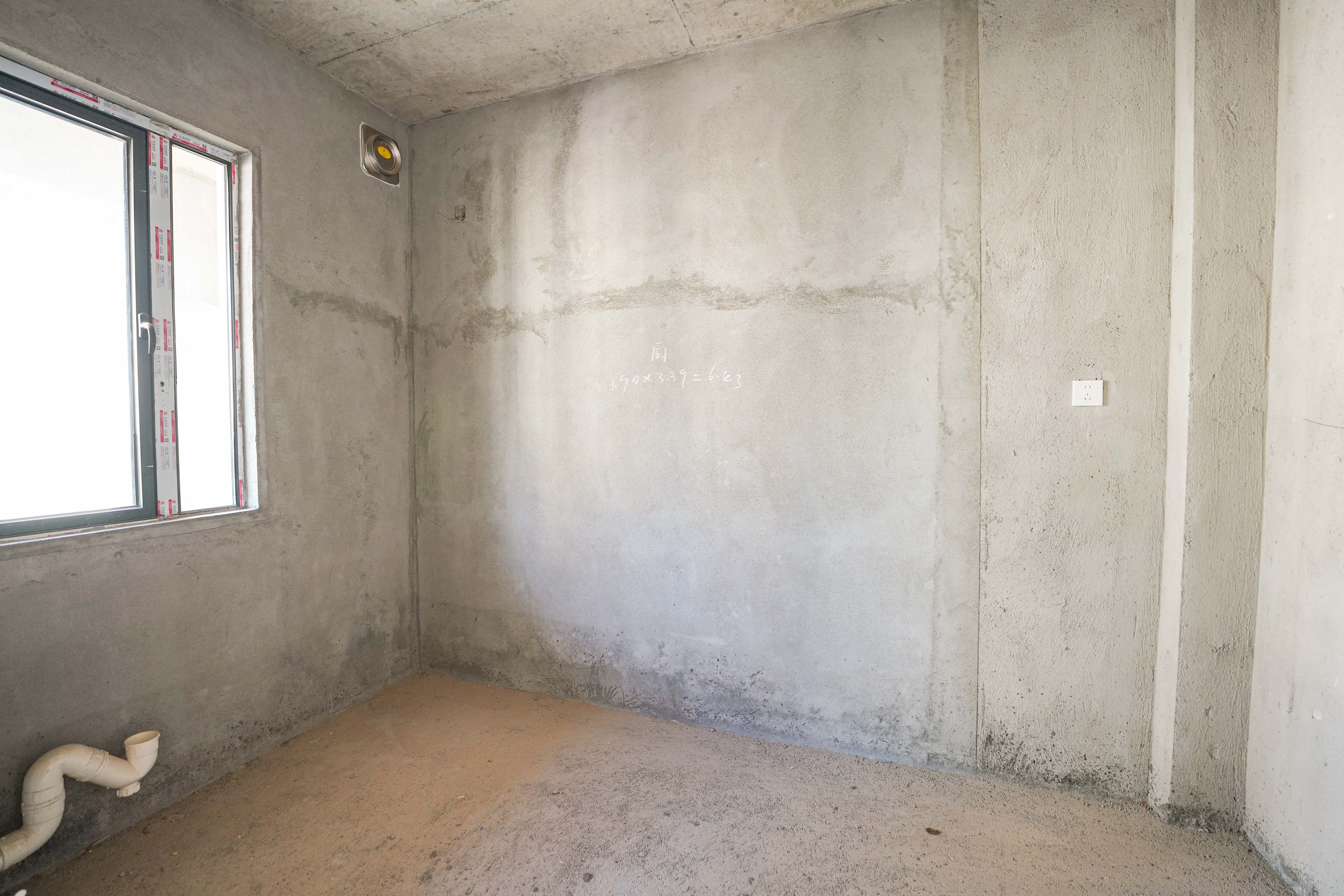 京盛和府  4室2厅2卫    145.0万其他