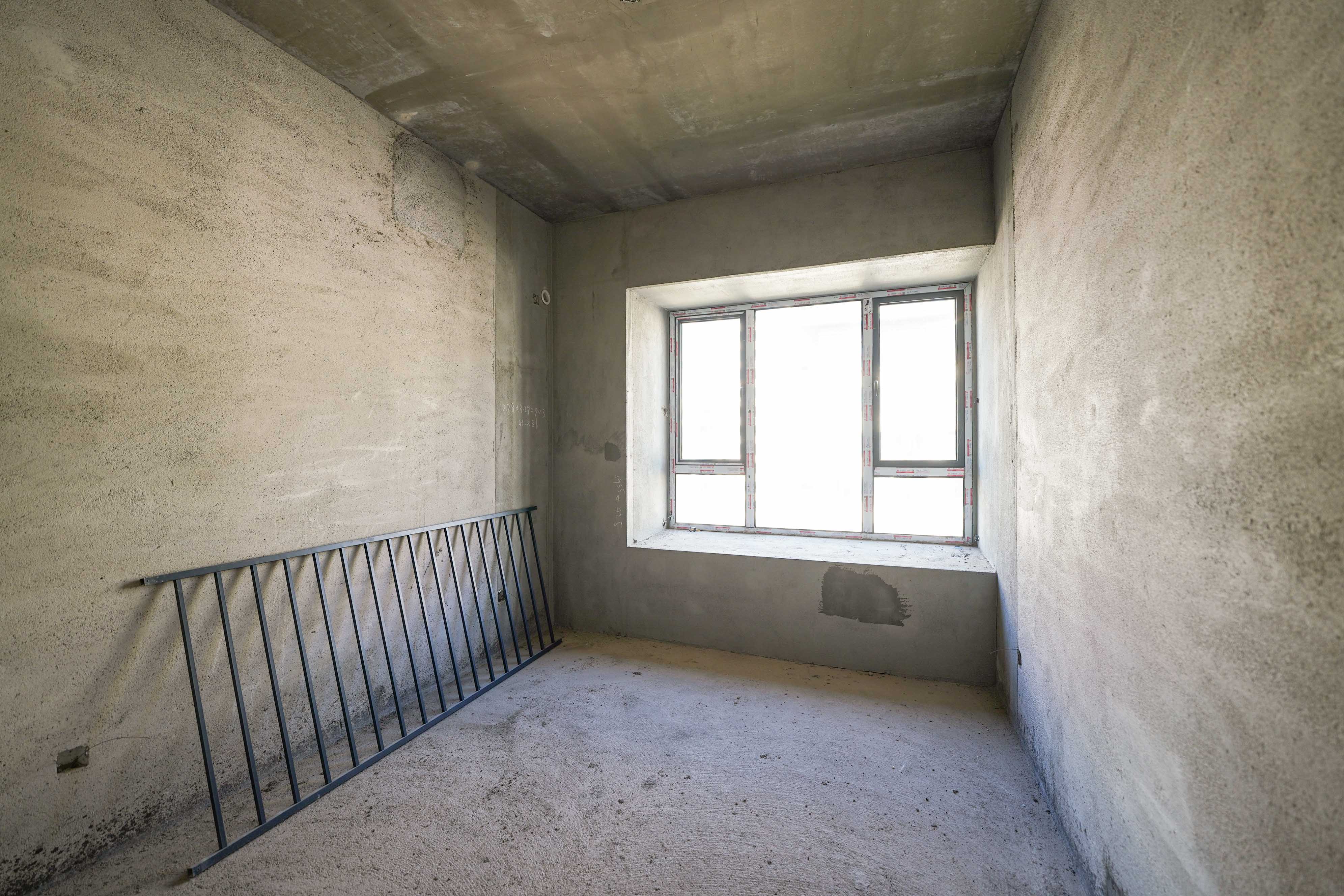 京盛和府  4室2厅2卫    145.0万卧室