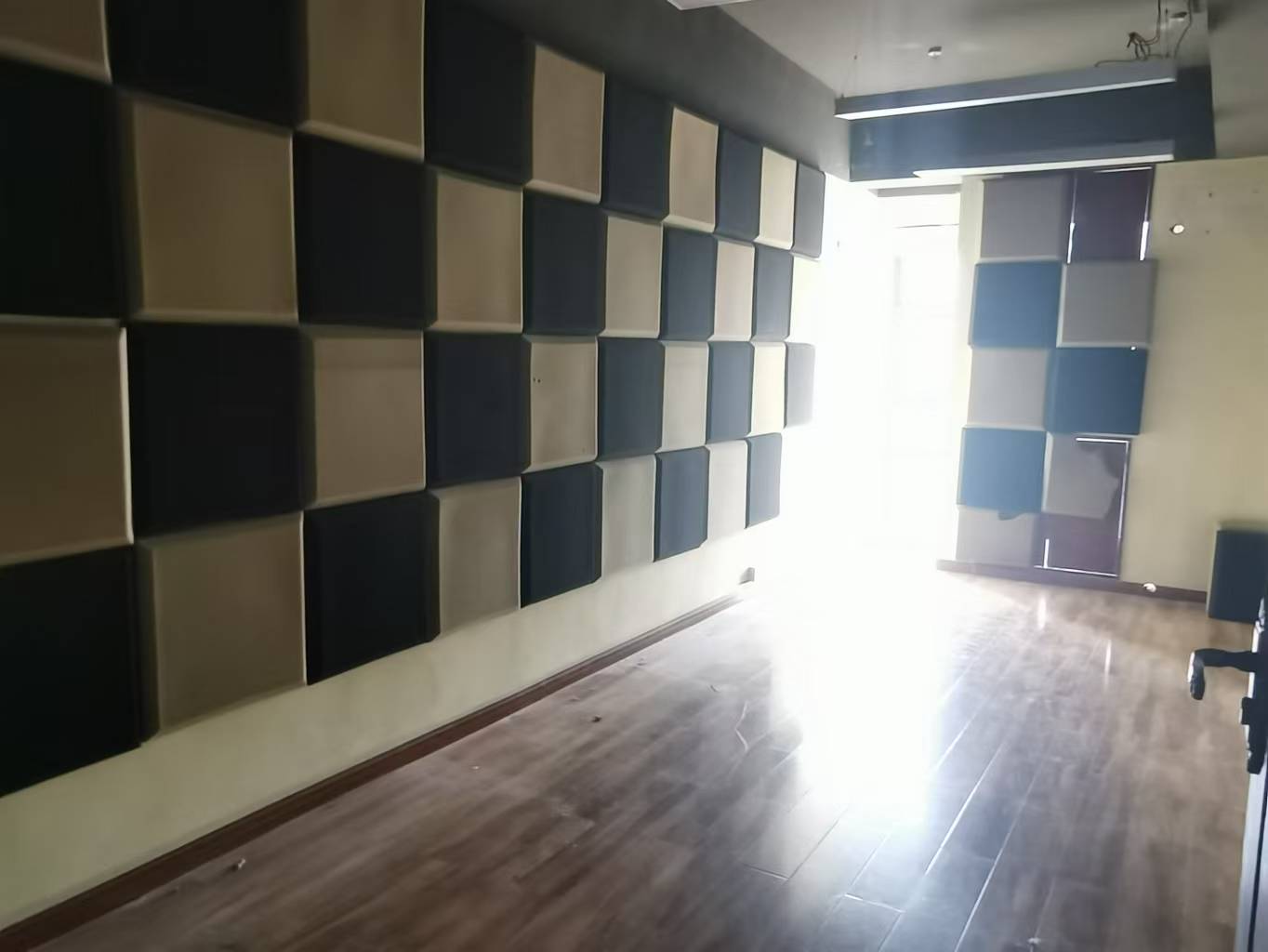 博雅例外 1室1厅2卫 6600.0元/月 博雅例外 1室1厅2卫 6600.0元/月室内图