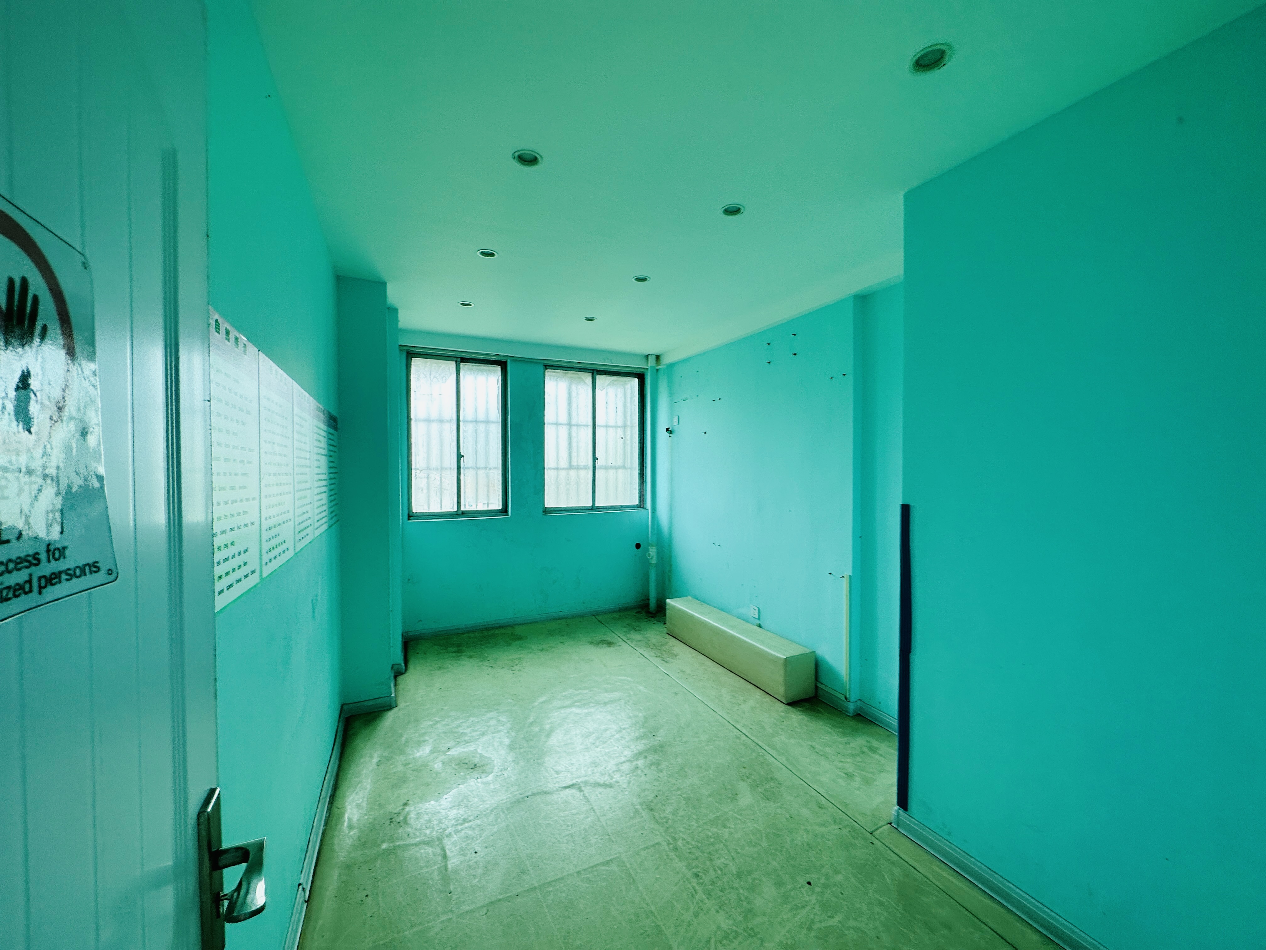 华贸大厦(华贸花苑) 2室1厅1卫 90.0万 华贸大厦(华贸花苑) 2室1厅1卫 90.0万厨房