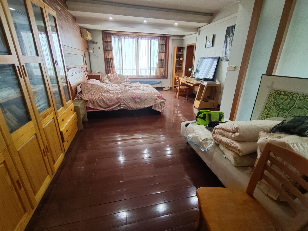 幸福人家 4室2厅2卫 5000.0元/月 幸福人家 4室2厅2卫 5000.0元/月室内图