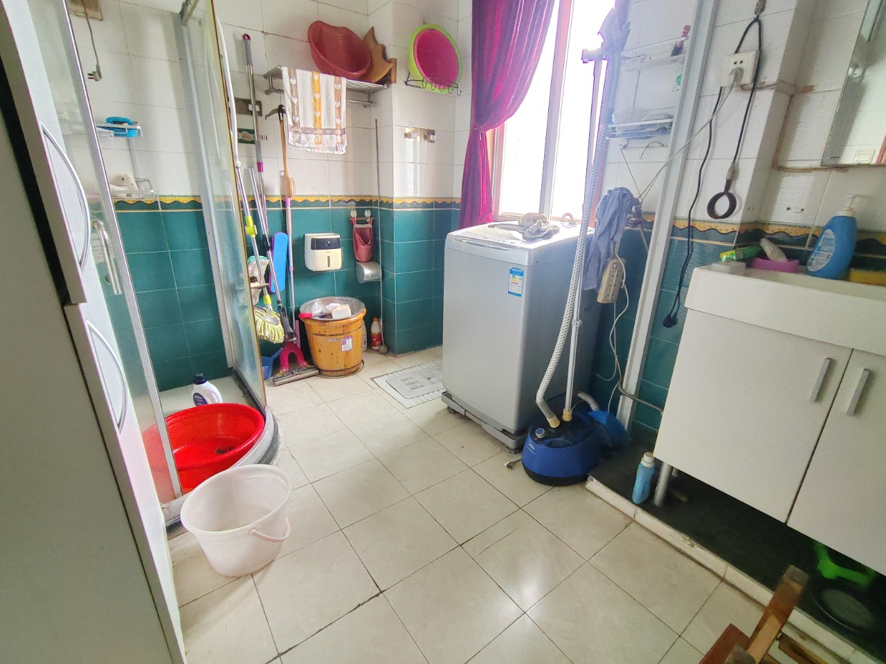 幸福人家 4室2厅2卫 5000.0元/月 幸福人家 4室2厅2卫 5000.0元/月室内图