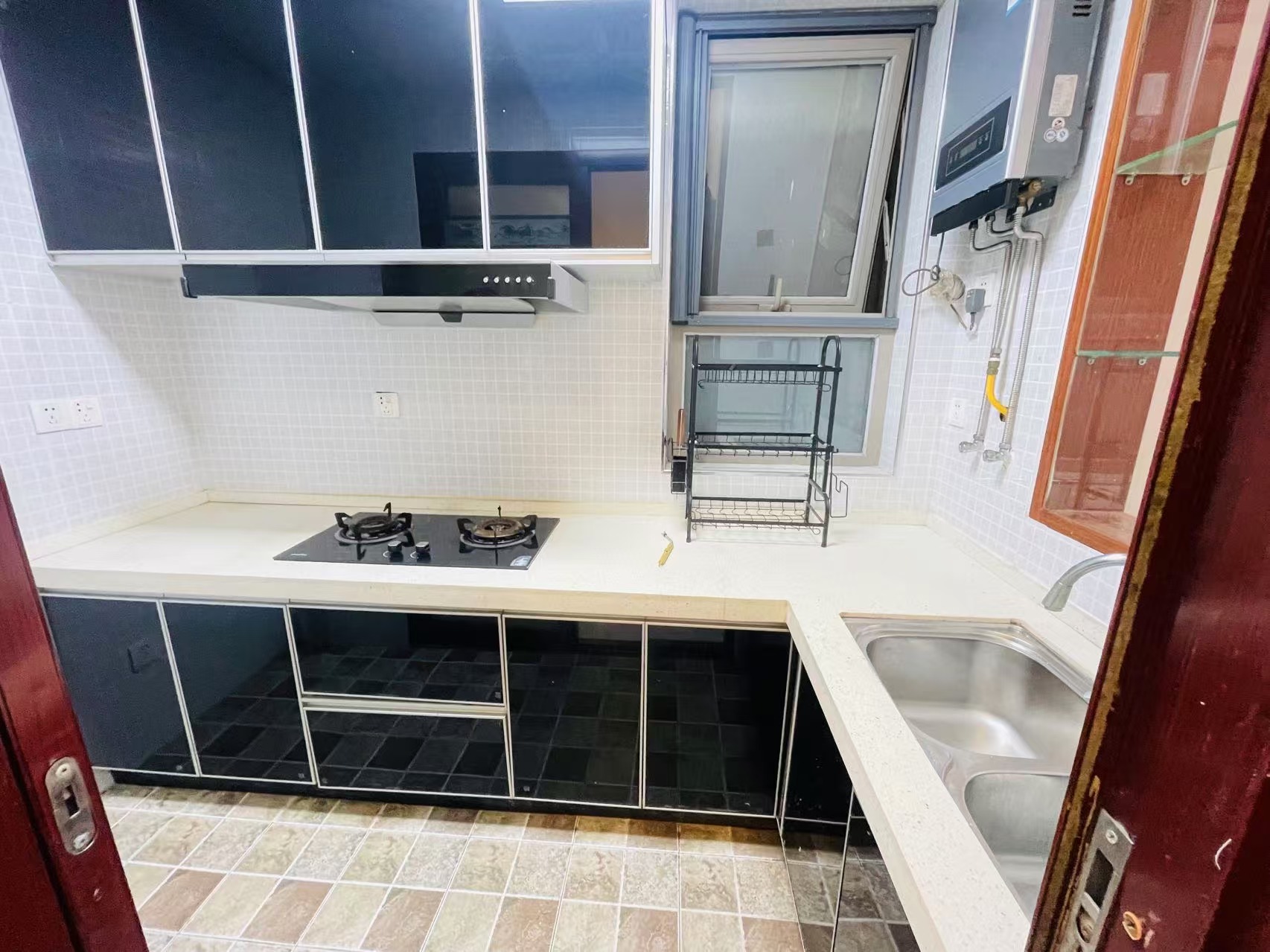 怡海星城 1室2厅1卫 1200.0元/月 怡海星城 1室2厅1卫 1200.0元/月室内图