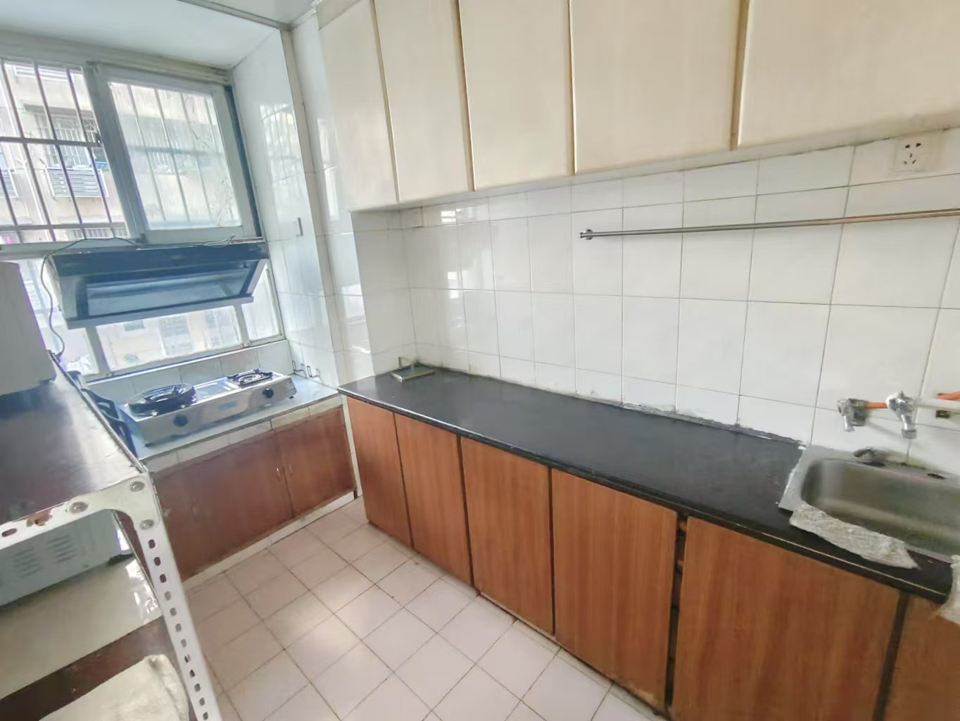 长华小区 2室2厅1卫 1800.0元/月 长华小区 2室2厅1卫 1800.0元/月室内图