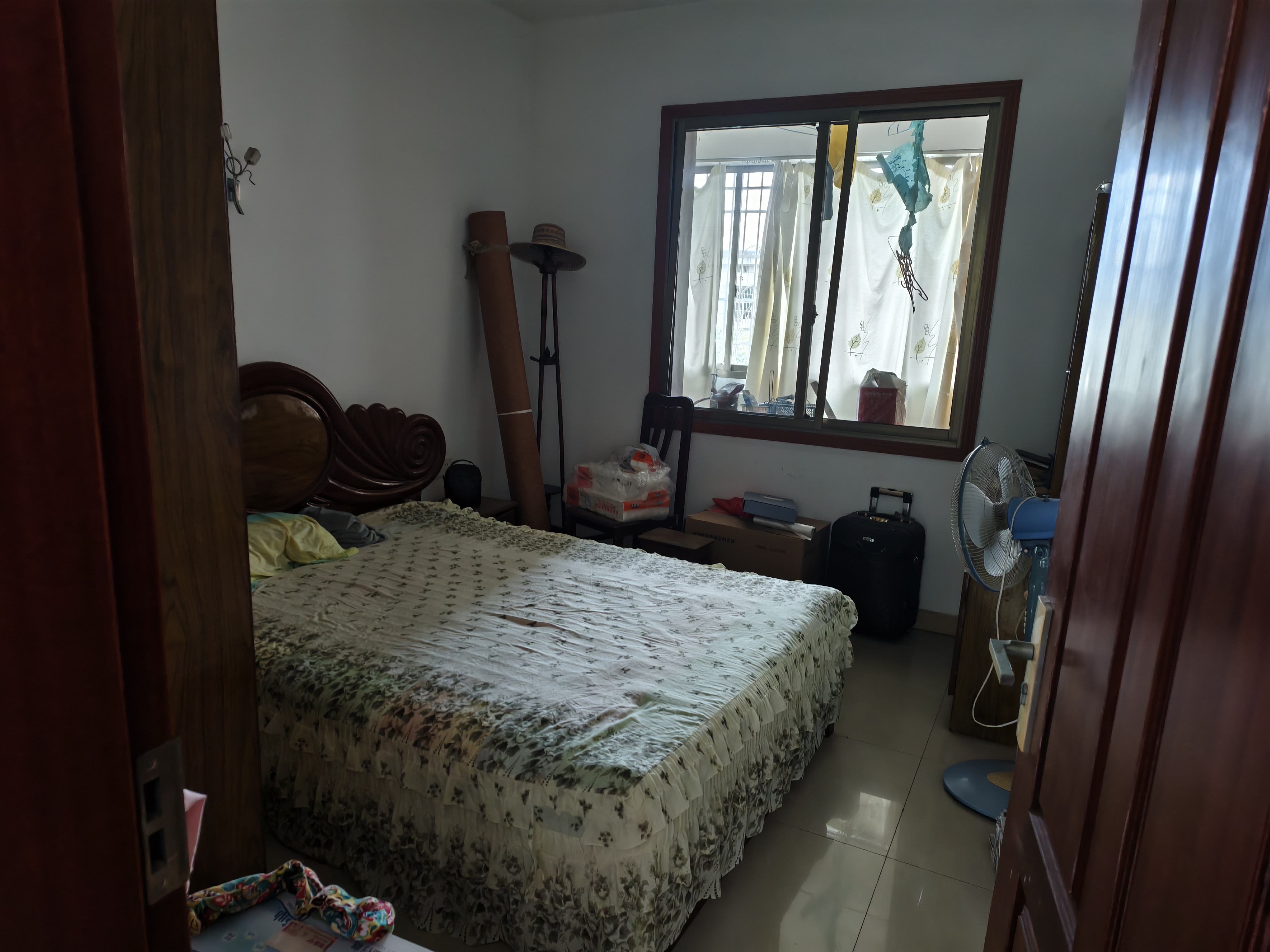 大海塘村 3室2厅2卫 36.8万 大海塘村 3室2厅2卫 36.8万室内图