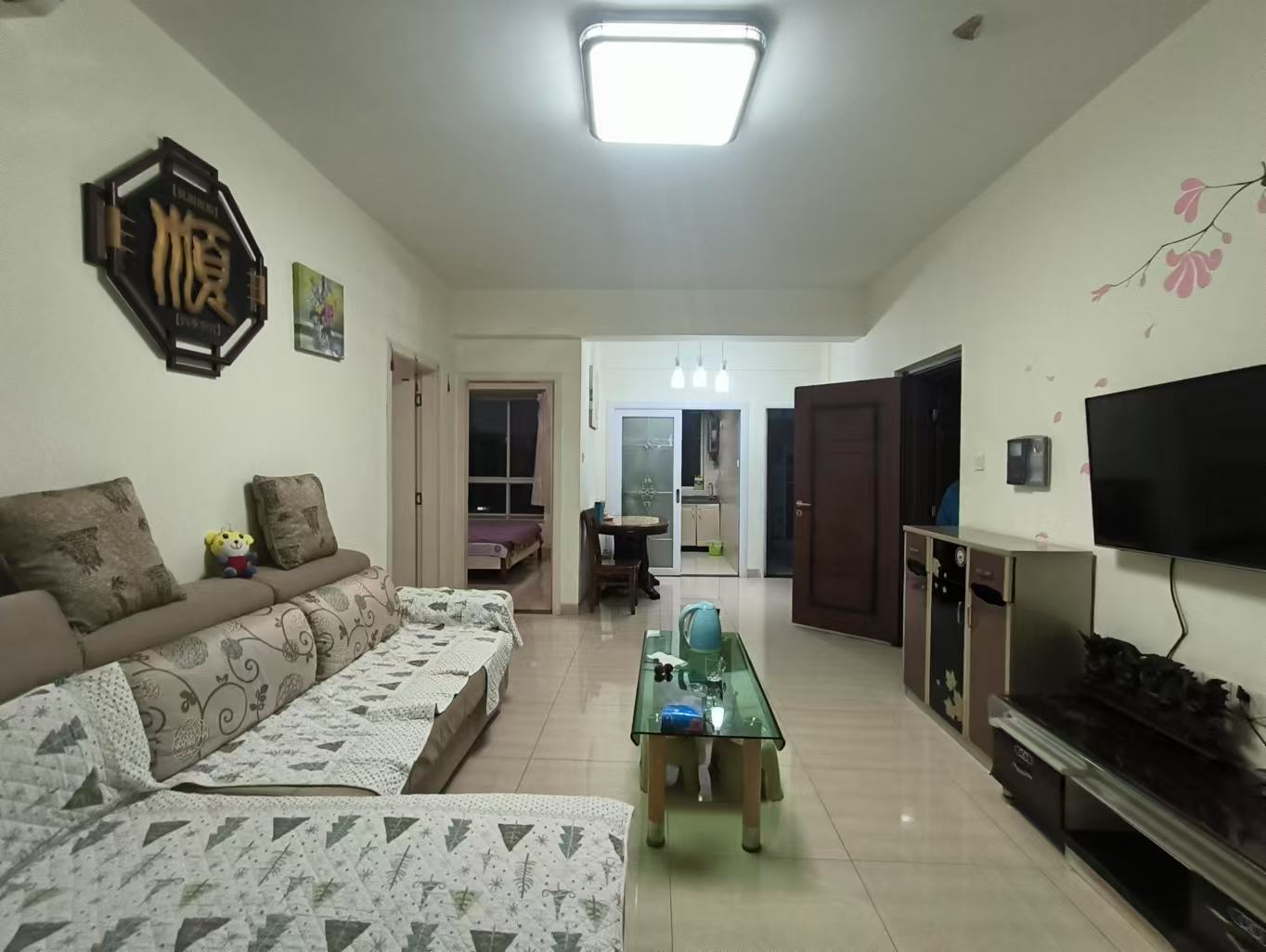 天上人间  2室2厅1卫    130.0万 天上人间  2室2厅1卫    130.0万室内图