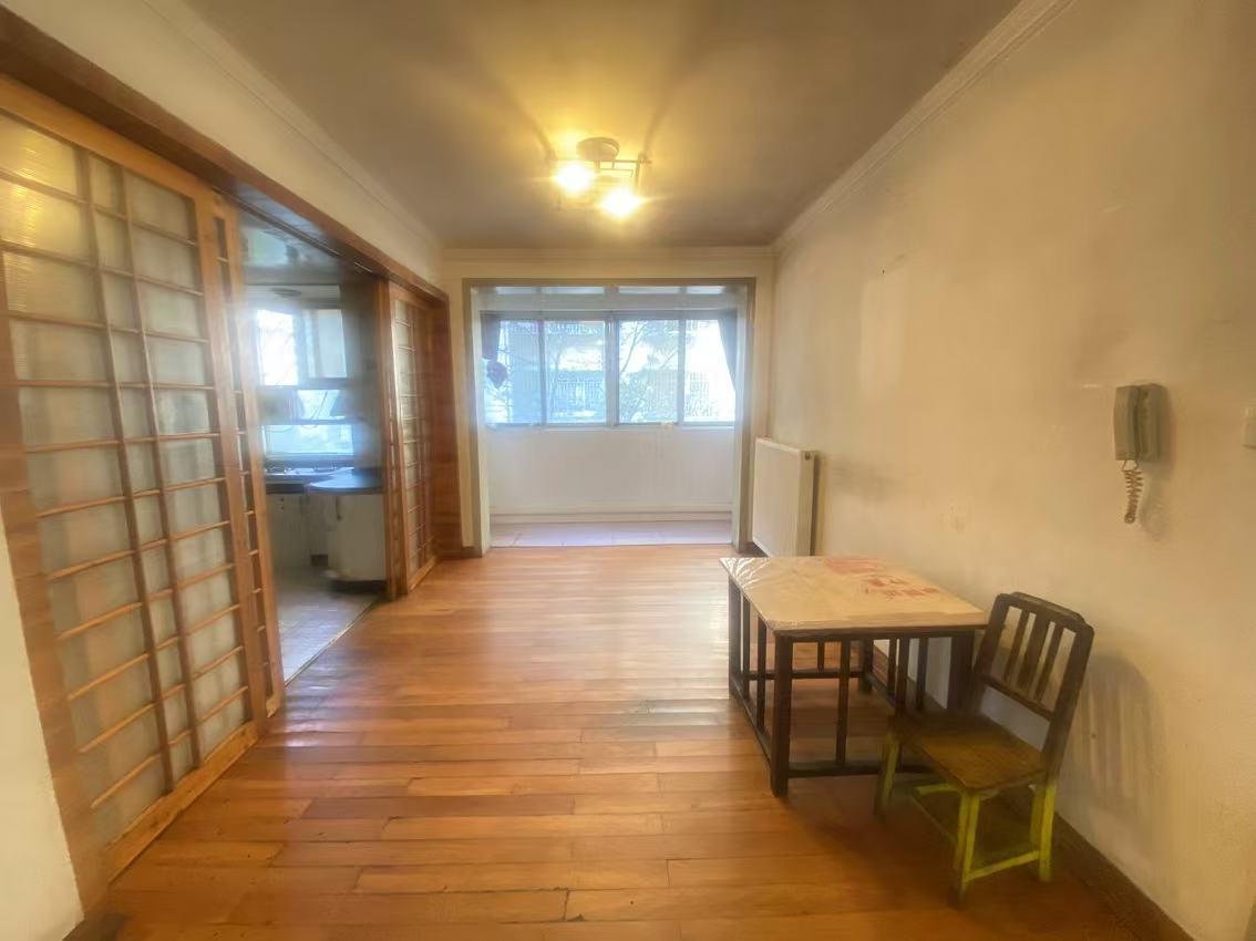 金泰小区 3室2厅2卫 2500.0元/月 金泰小区 3室2厅2卫 2500.0元/月室内图