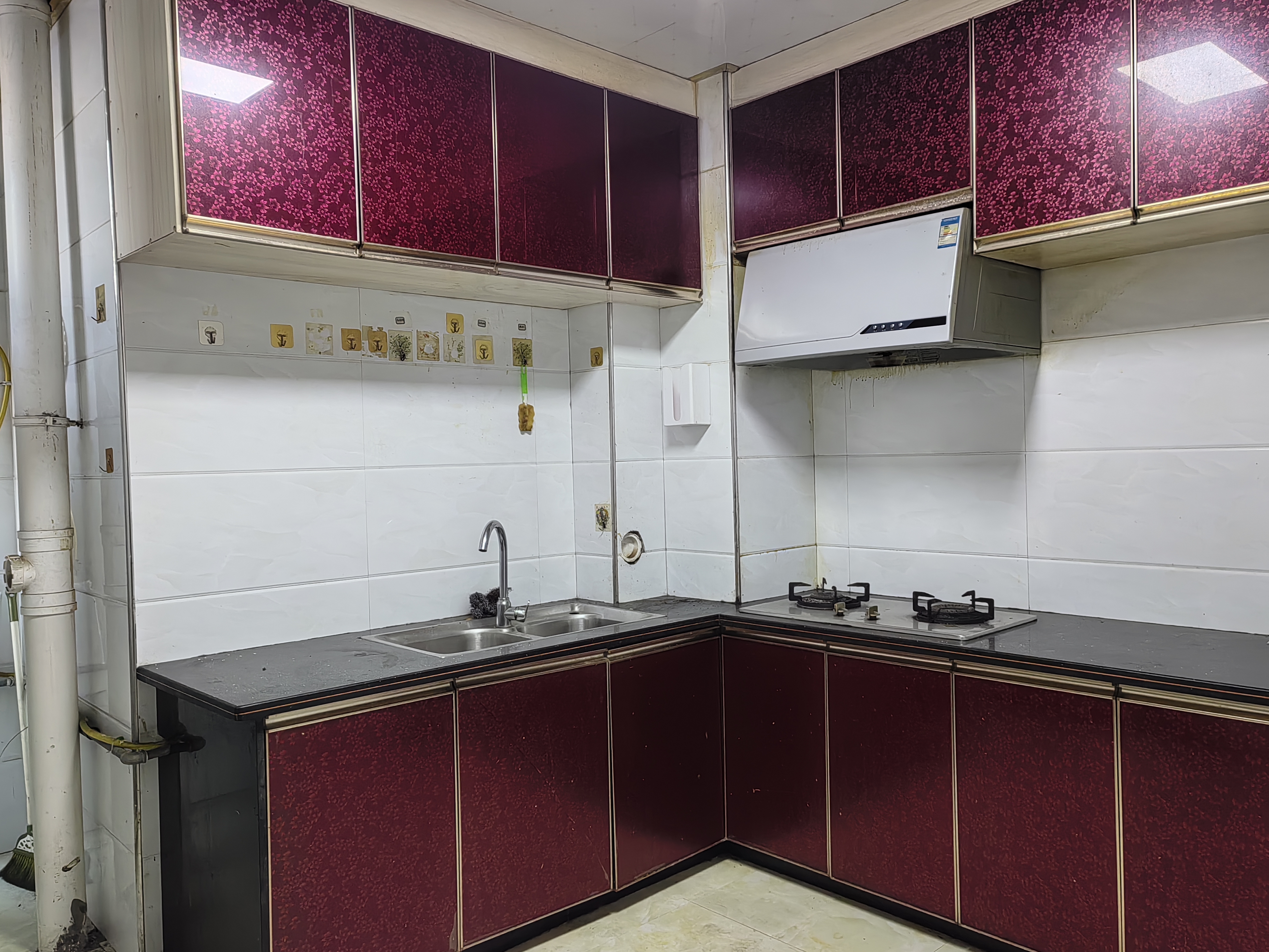 龙泉幸福里 4室2厅2卫 2600.0元/月 龙泉幸福里 4室2厅2卫 2600.0元/月室内图