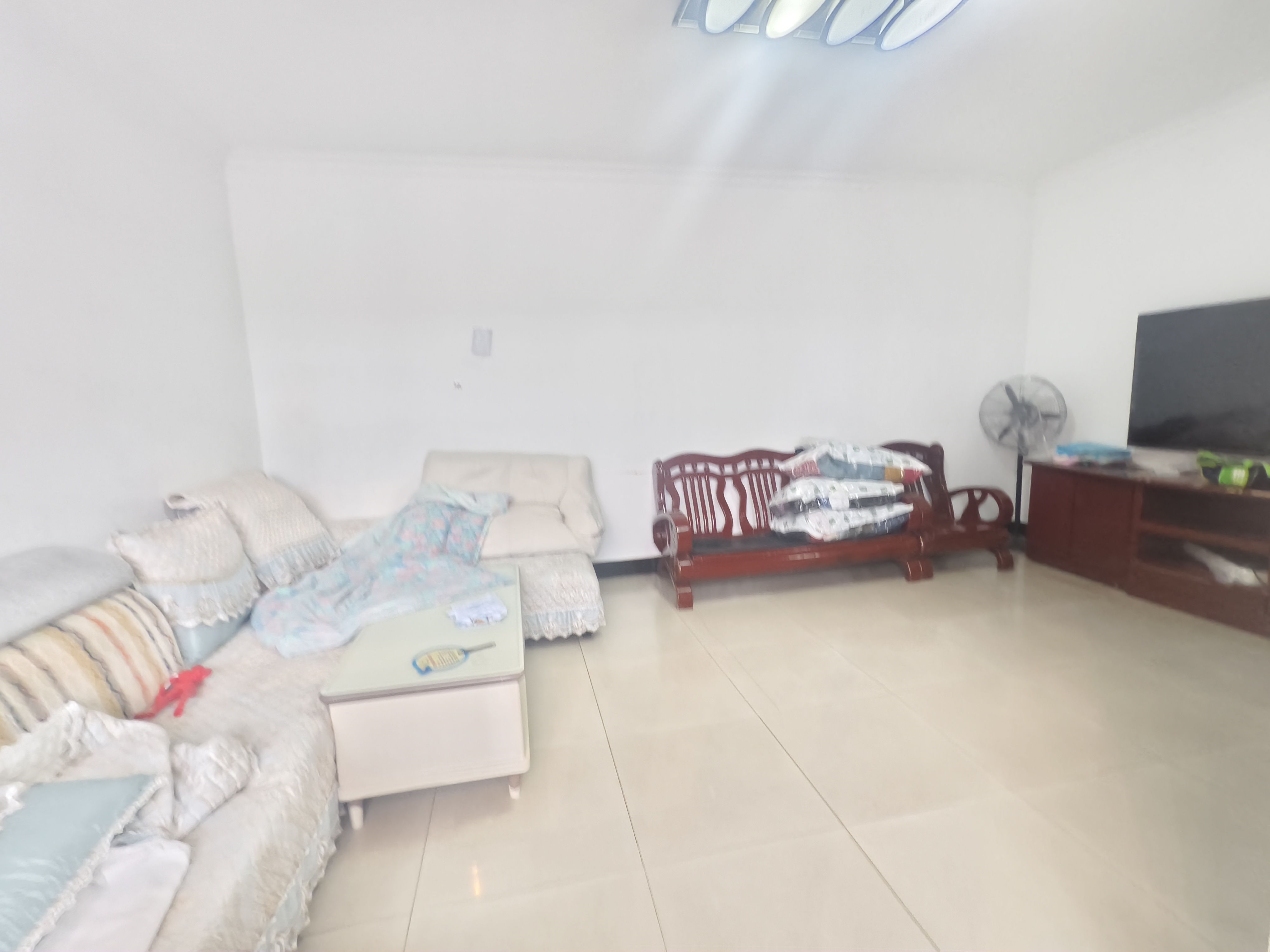 马良小区 3室2厅2卫 1000.0元/月 马良小区 3室2厅2卫 1000.0元/月室内图