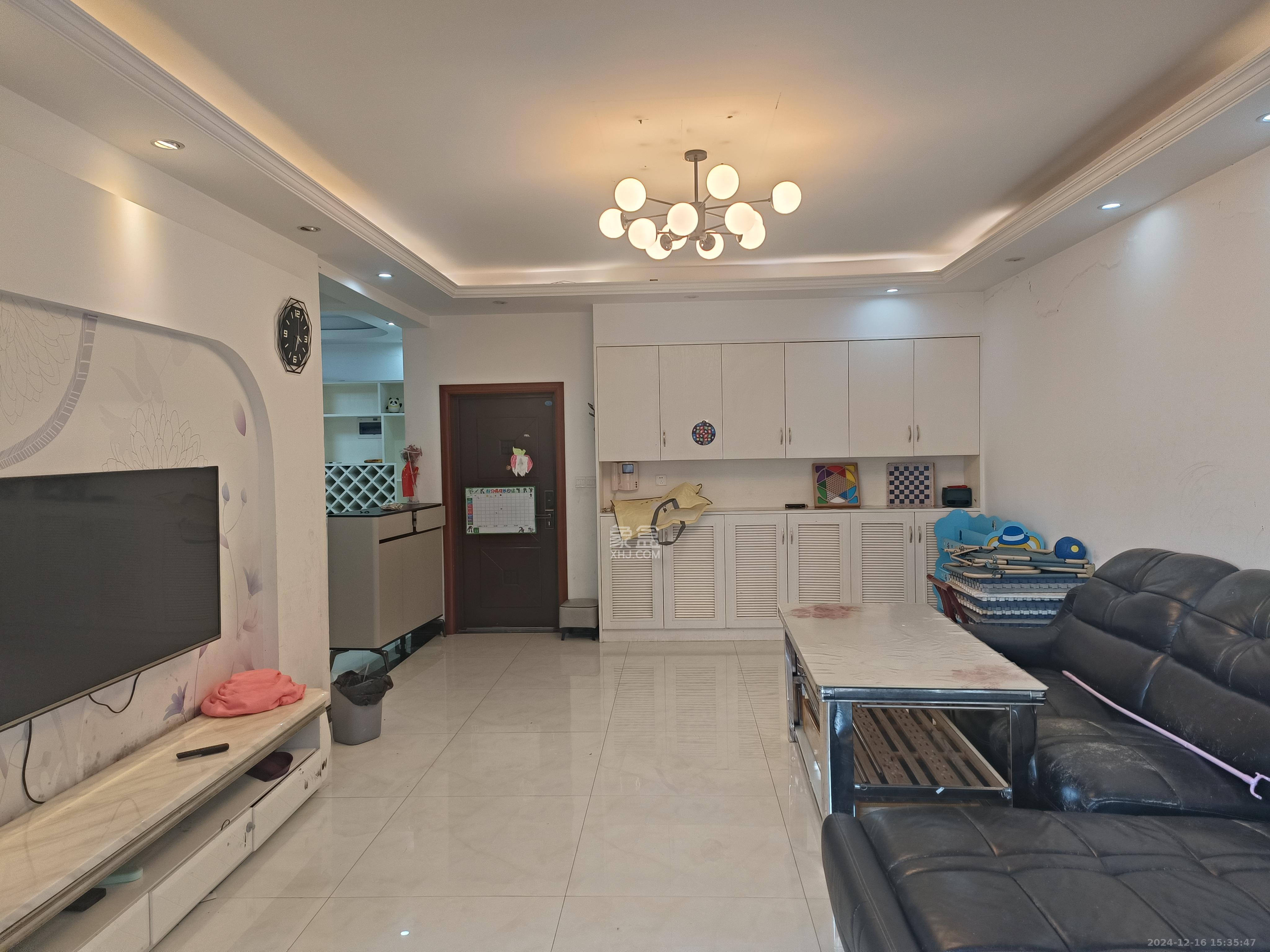 楚天世纪城东苑 3室2厅2卫 2200.0元/月 楚天世纪城东苑 3室2厅2卫 2200.0元/月室内图