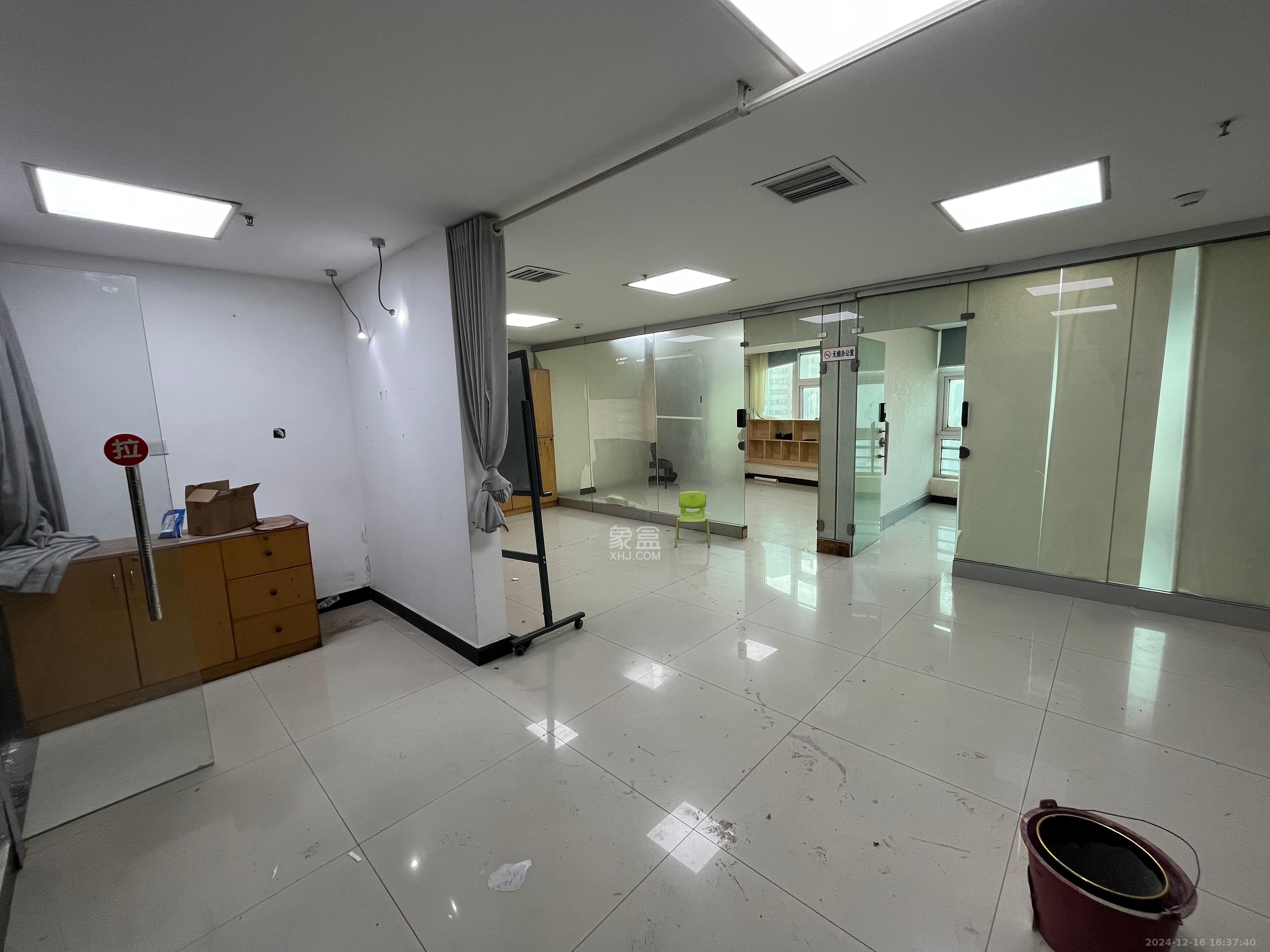 佳天国际新城  1室0厅0卫    3500.0元/月室内图