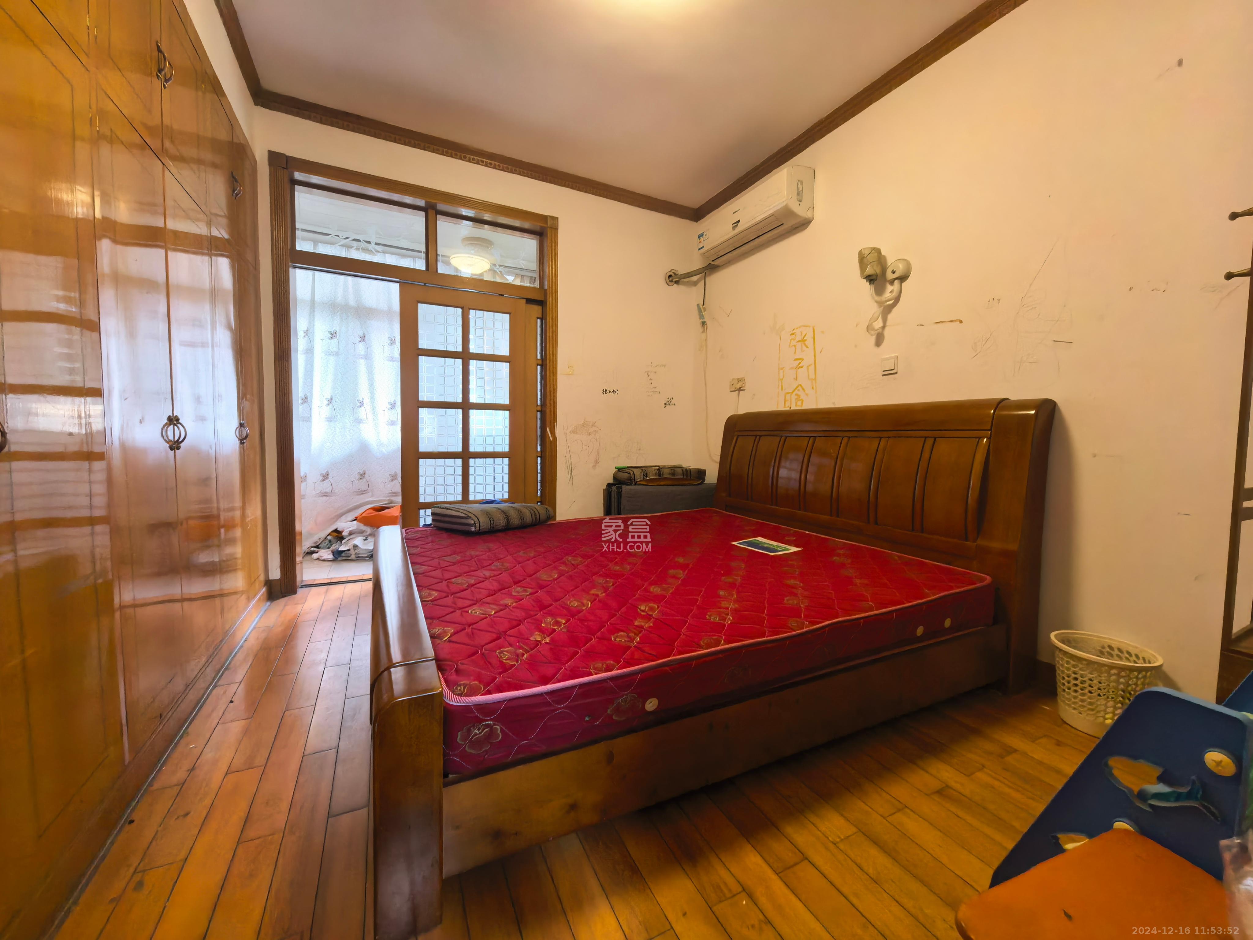 省水院宿舍 2室2厅1卫 2200.0元/月 省水院宿舍 2室2厅1卫 2200.0元/月室内图