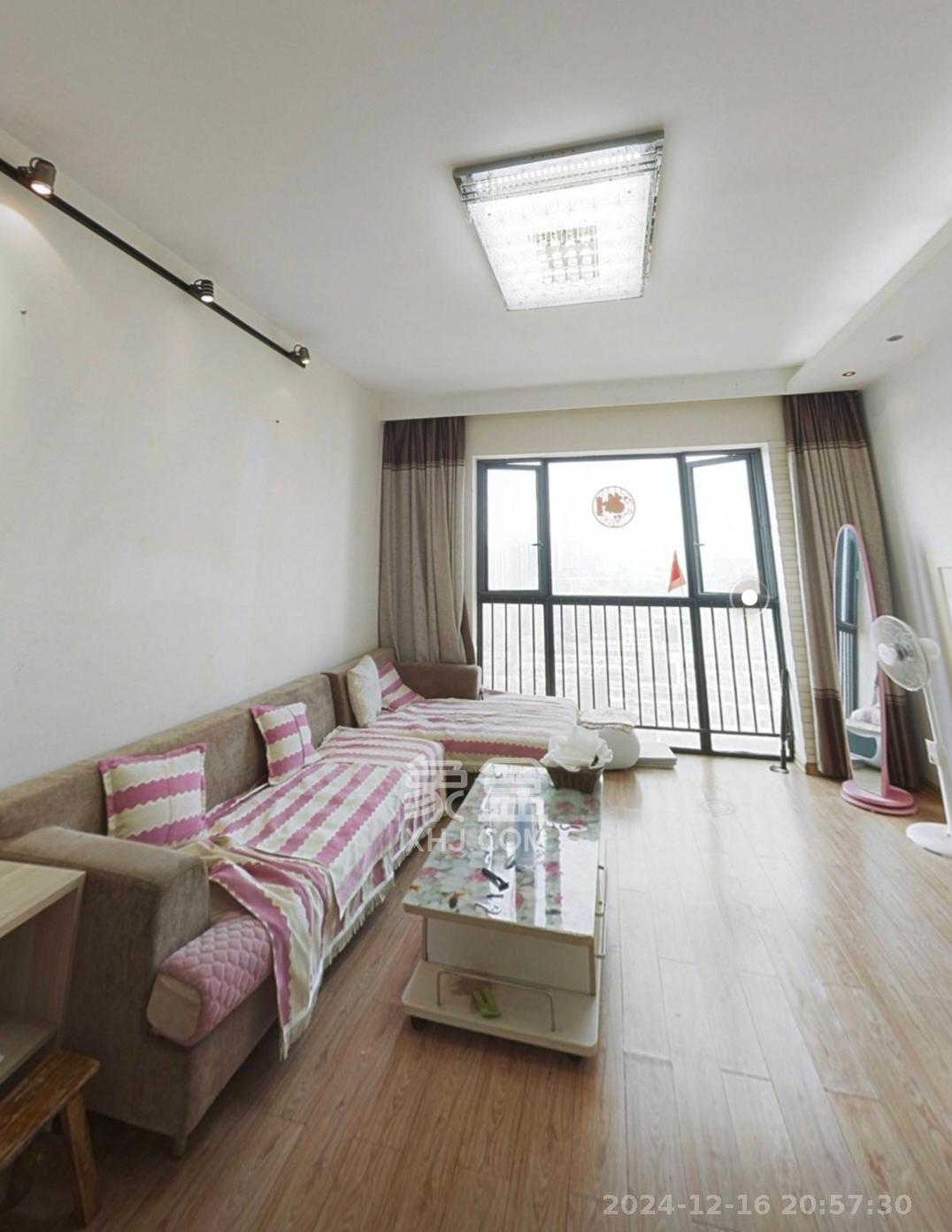 金土地第一湾 1室2厅1卫 2500.0元/月 金土地第一湾 1室2厅1卫 2500.0元/月室内图