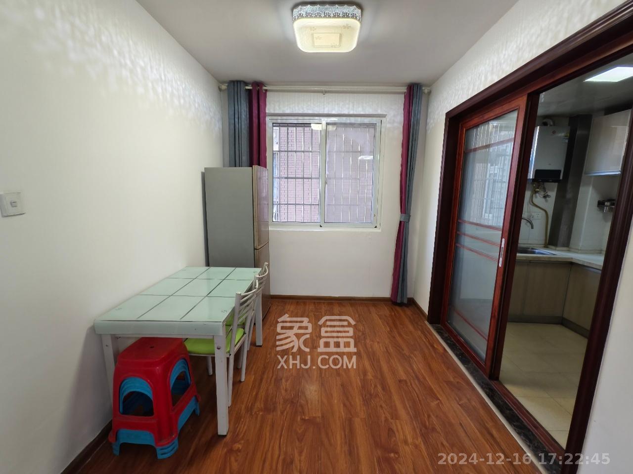 谷山乐园  3室2厅1卫    2100.0元/月室内图