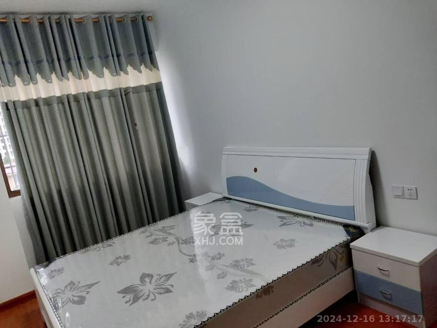 四季星城  4室2厅2卫    2500.0元/月 四季星城  4室2厅2卫    2500.0元/月室内图